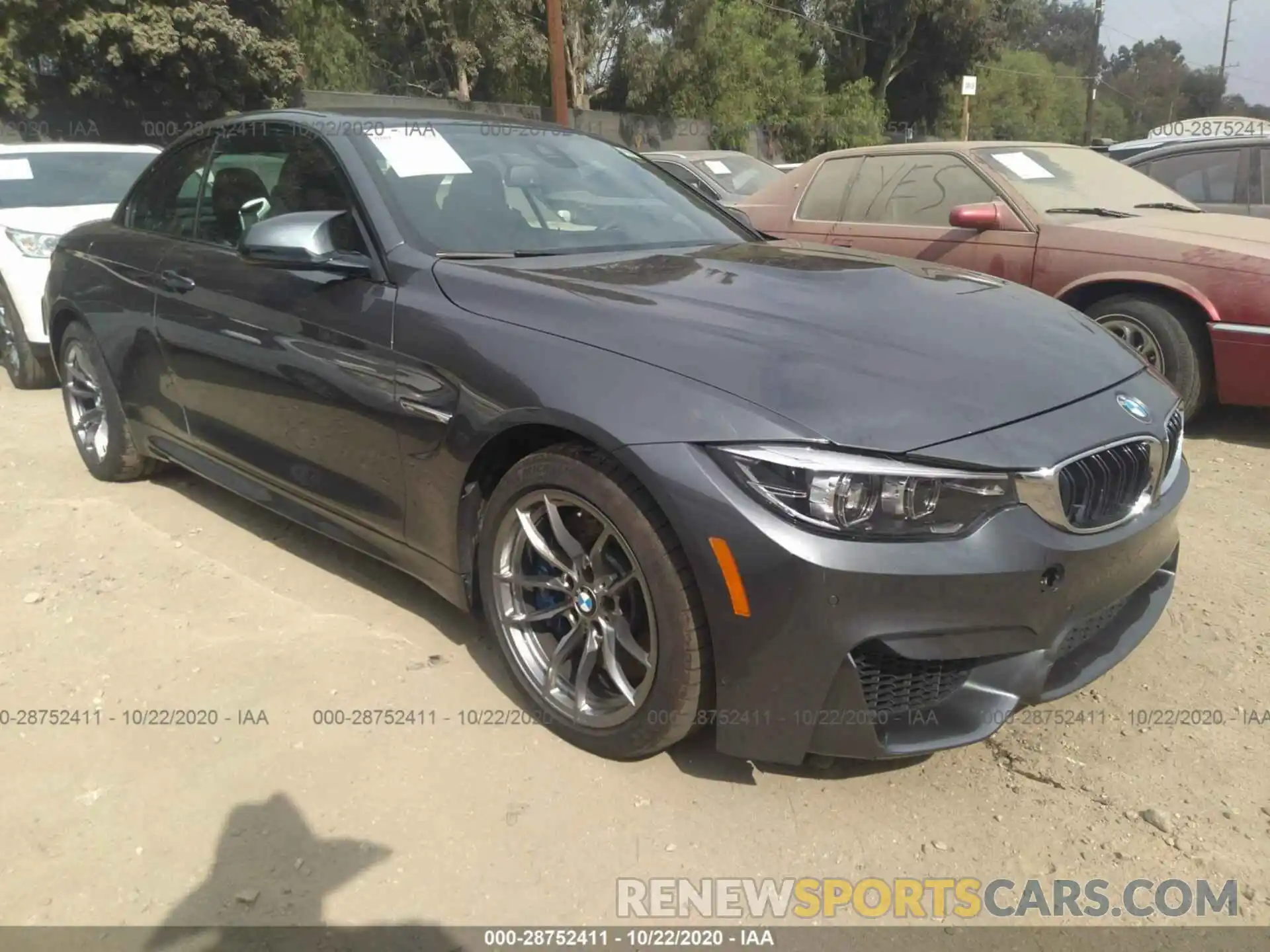 1 Photograph of a damaged car WBS4Z9C01L5P81067 BMW M4 2020