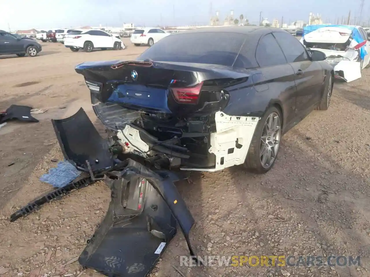 4 Photograph of a damaged car WBS4Z9C03LEJ63944 BMW M4 2020