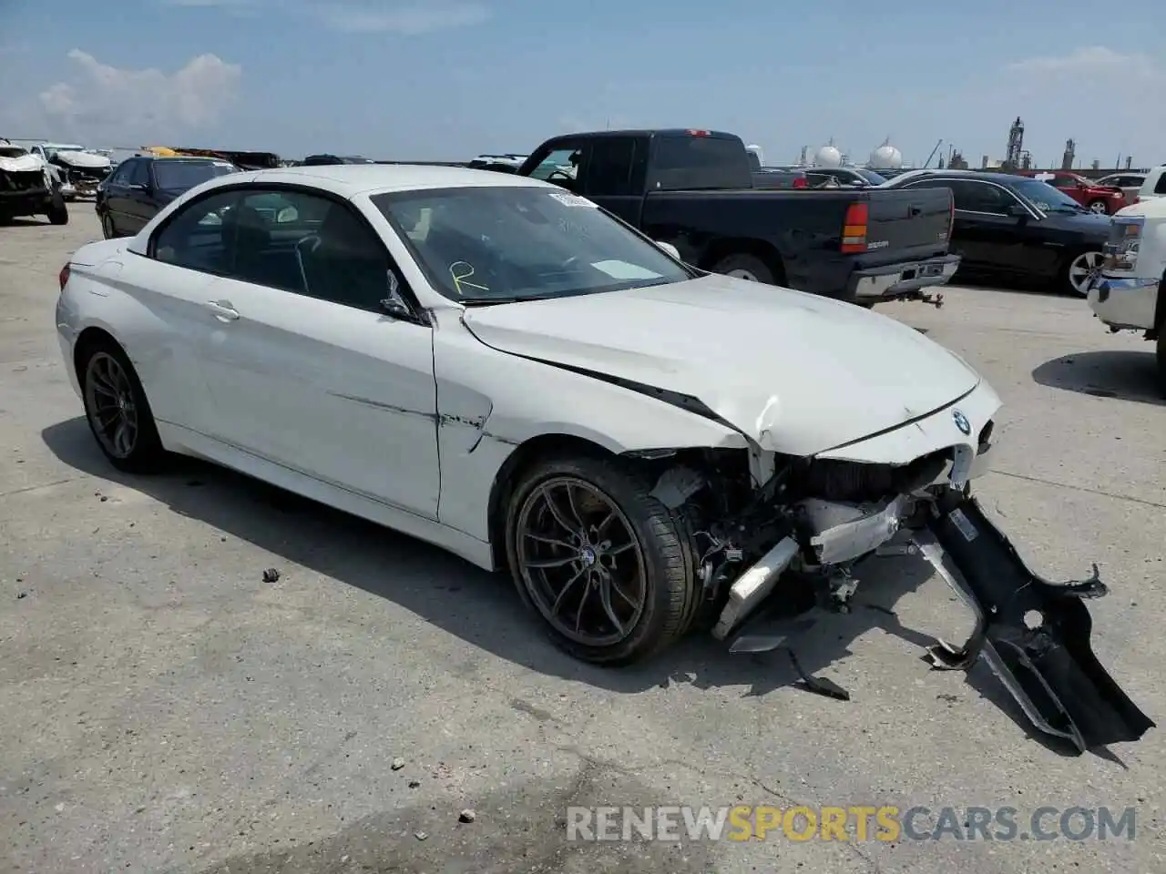 1 Photograph of a damaged car WBS4Z9C05L5P87664 BMW M4 2020