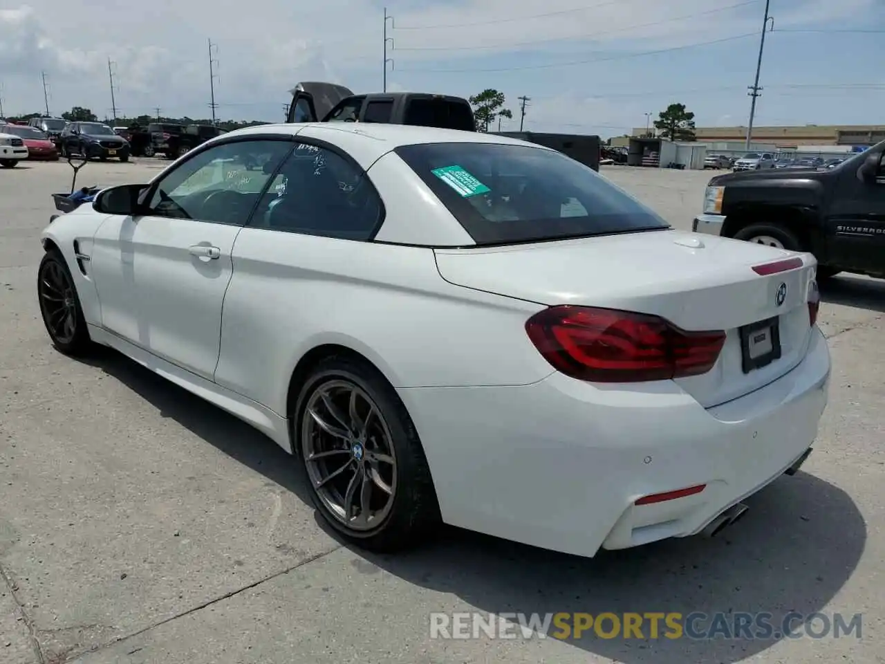 3 Photograph of a damaged car WBS4Z9C05L5P87664 BMW M4 2020