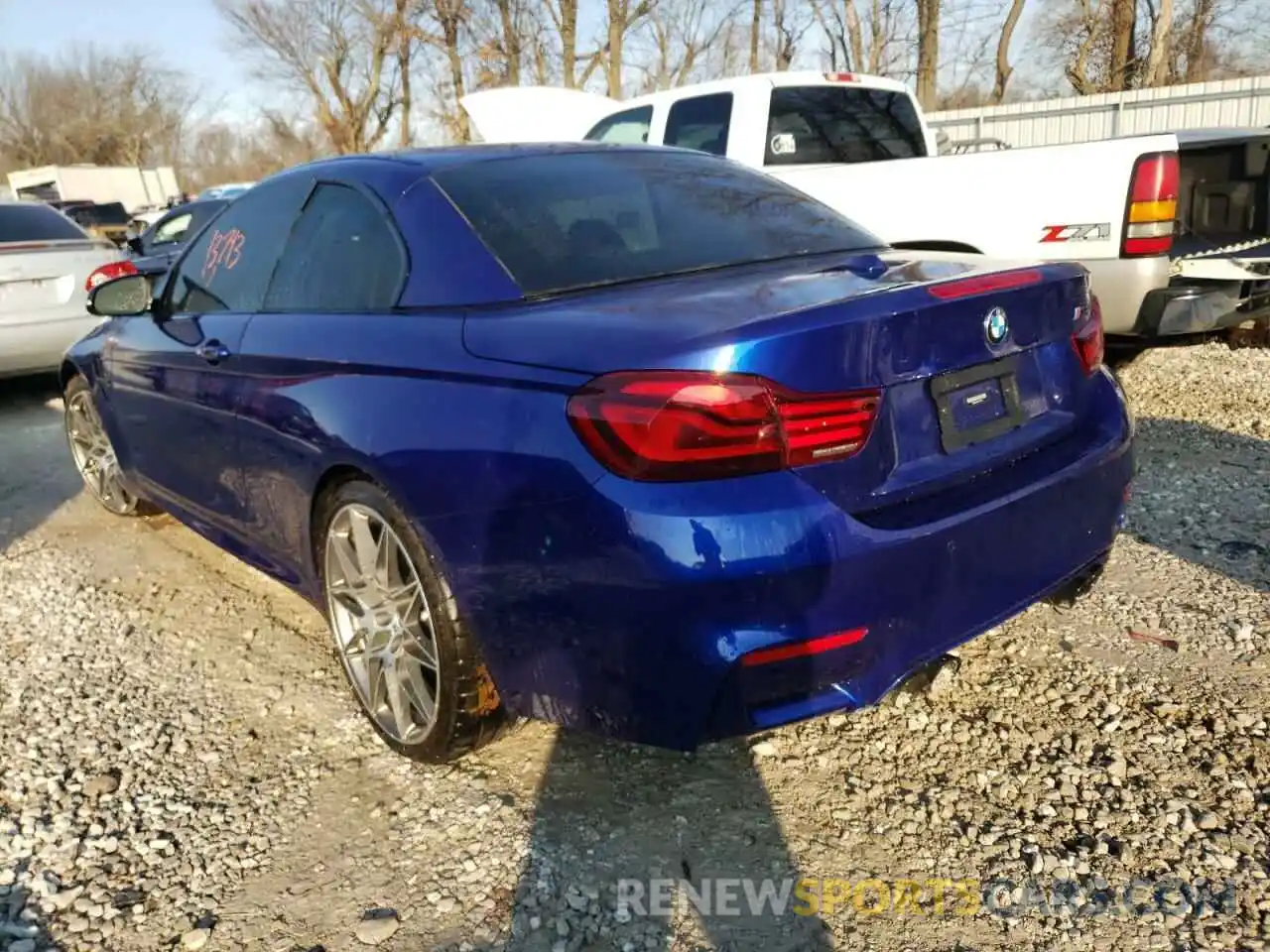 3 Photograph of a damaged car WBS4Z9C0XL5N27535 BMW M4 2020