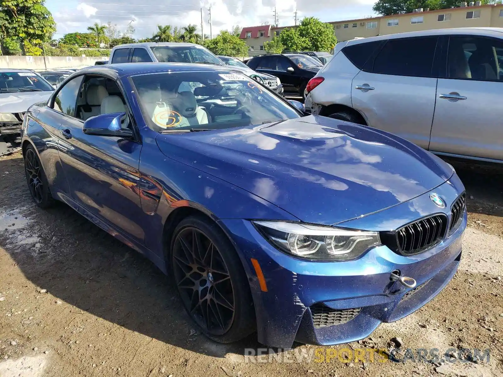 1 Photograph of a damaged car WBS4Z9C0XL5N69106 BMW M4 2020