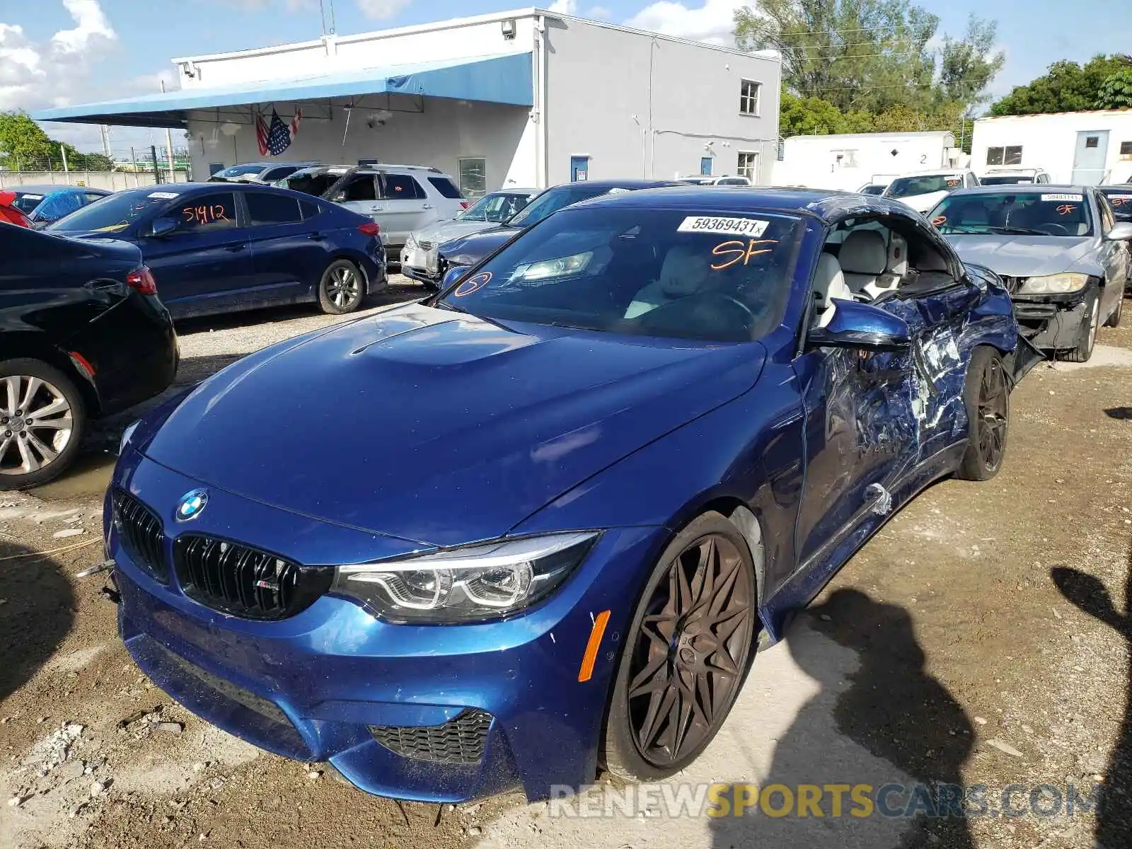 2 Photograph of a damaged car WBS4Z9C0XL5N69106 BMW M4 2020