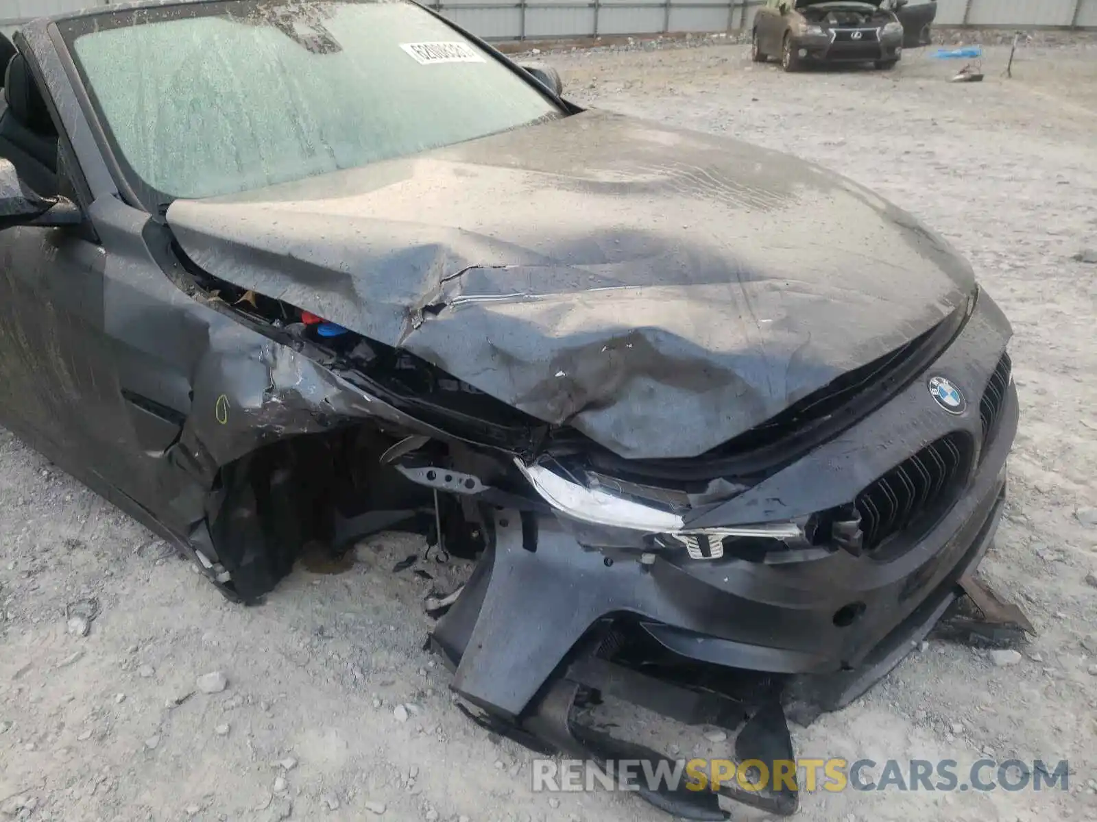 9 Photograph of a damaged car WBS4Z9C0XL5R85351 BMW M4 2020