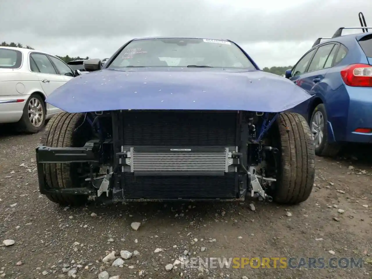 9 Photograph of a damaged car WBA13AR01MCF64099 BMW M4 2021