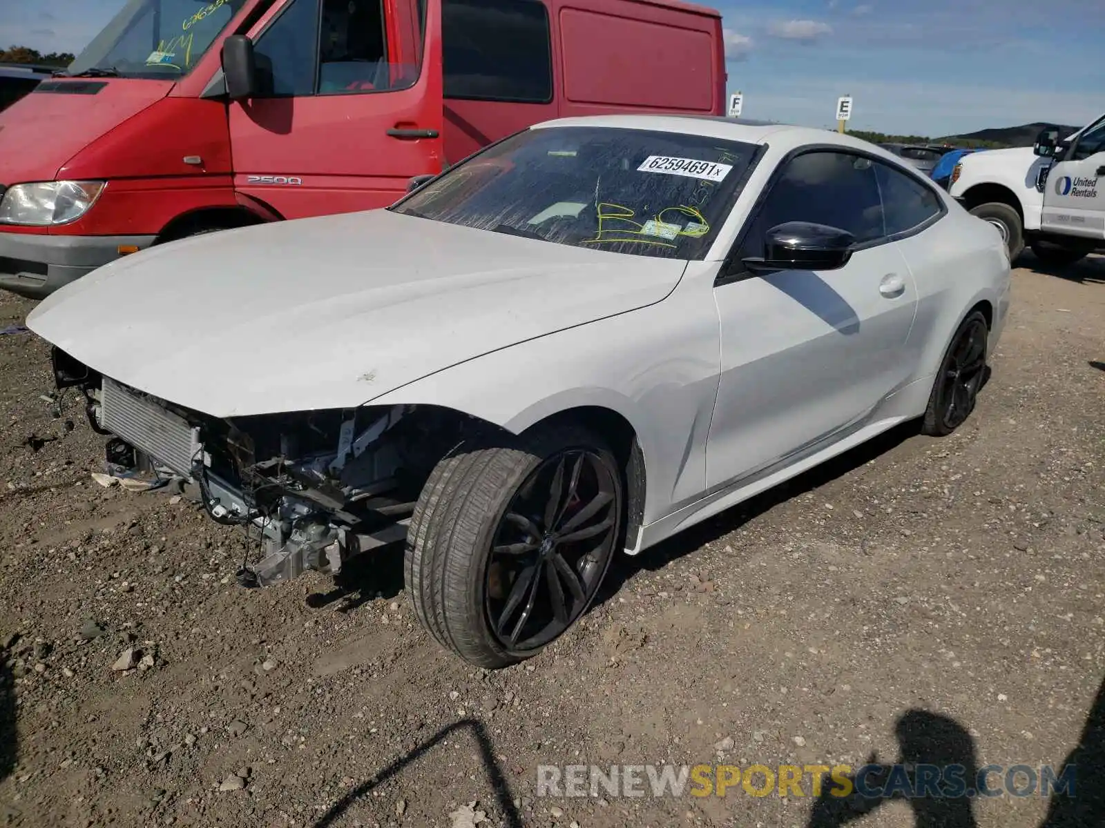 2 Photograph of a damaged car WBA13AR02MCG63420 BMW M4 2021