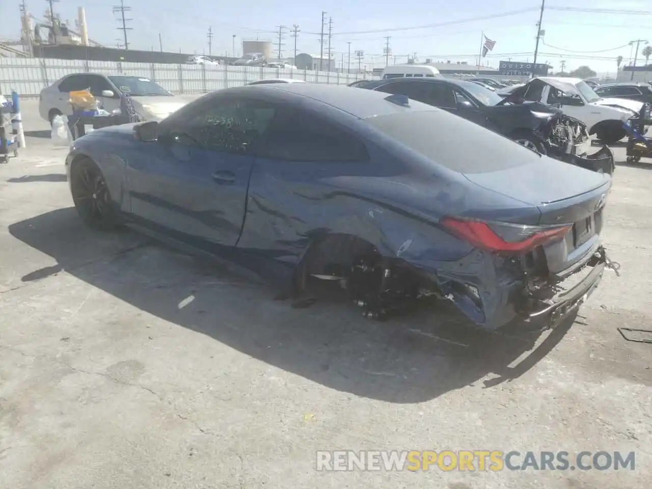 3 Photograph of a damaged car WBA13AR04MCG48627 BMW M4 2021