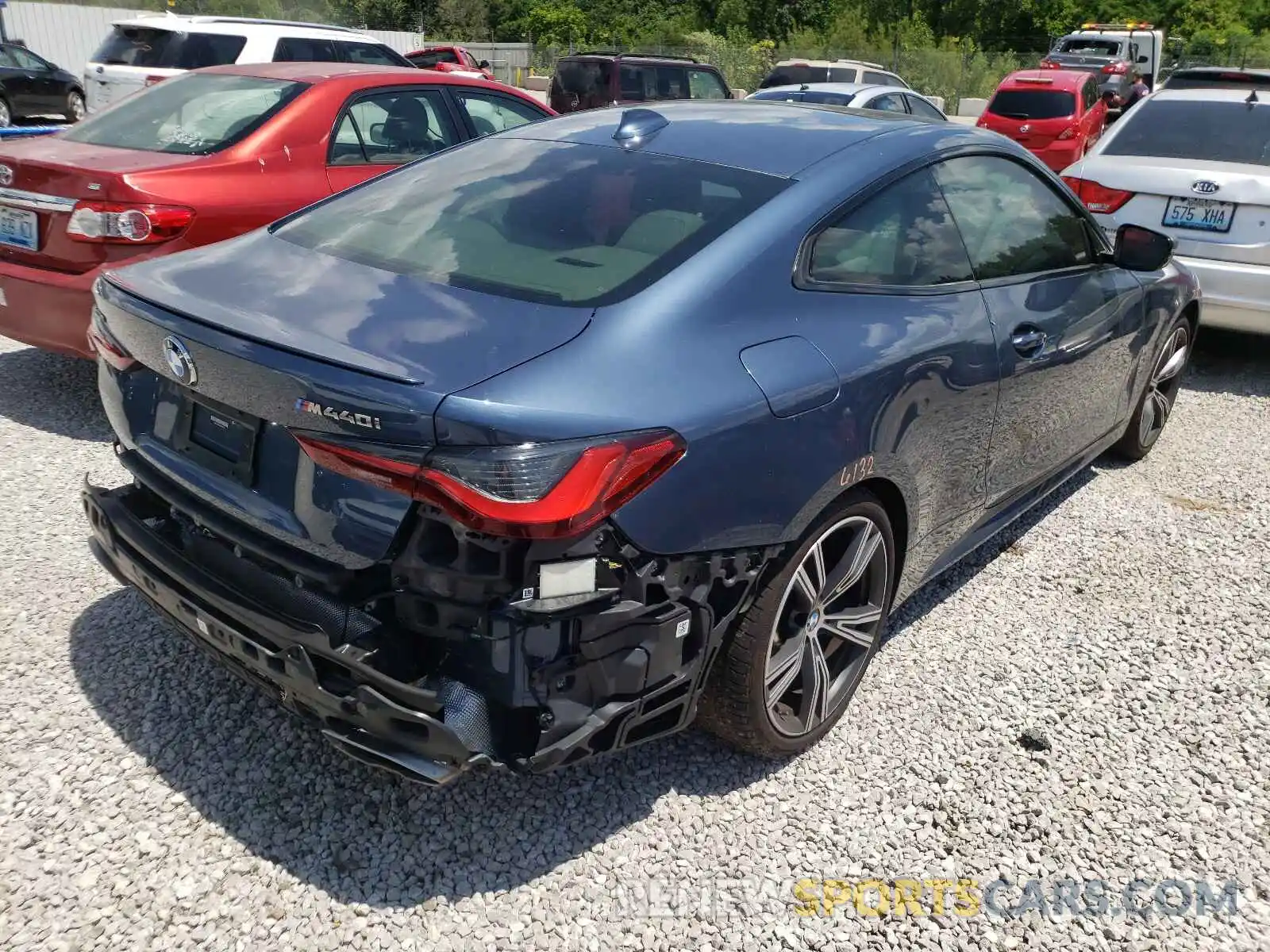 4 Photograph of a damaged car WBA13AR07MCF60283 BMW M4 2021