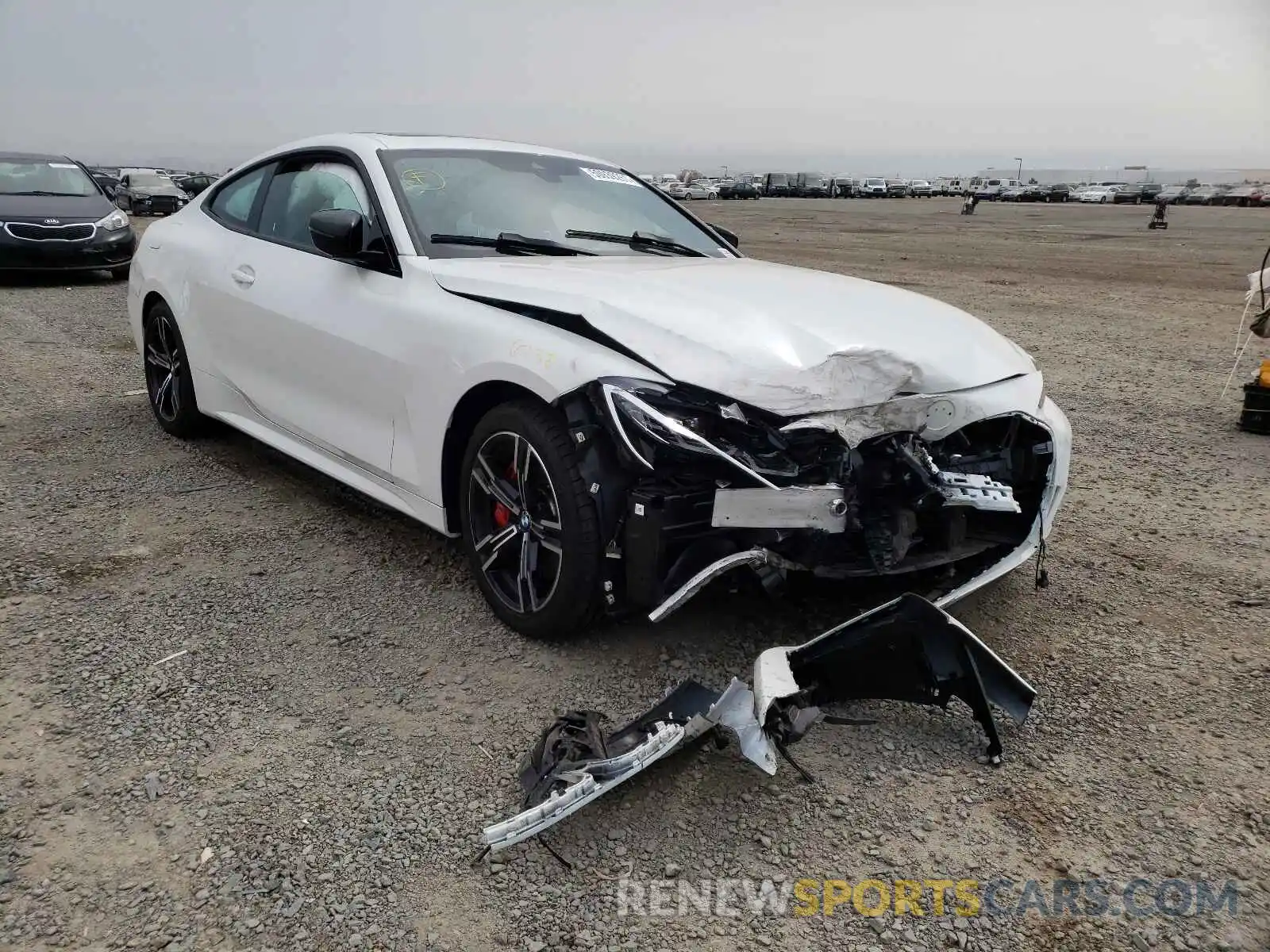 1 Photograph of a damaged car WBA13AR08MCF16714 BMW M4 2021