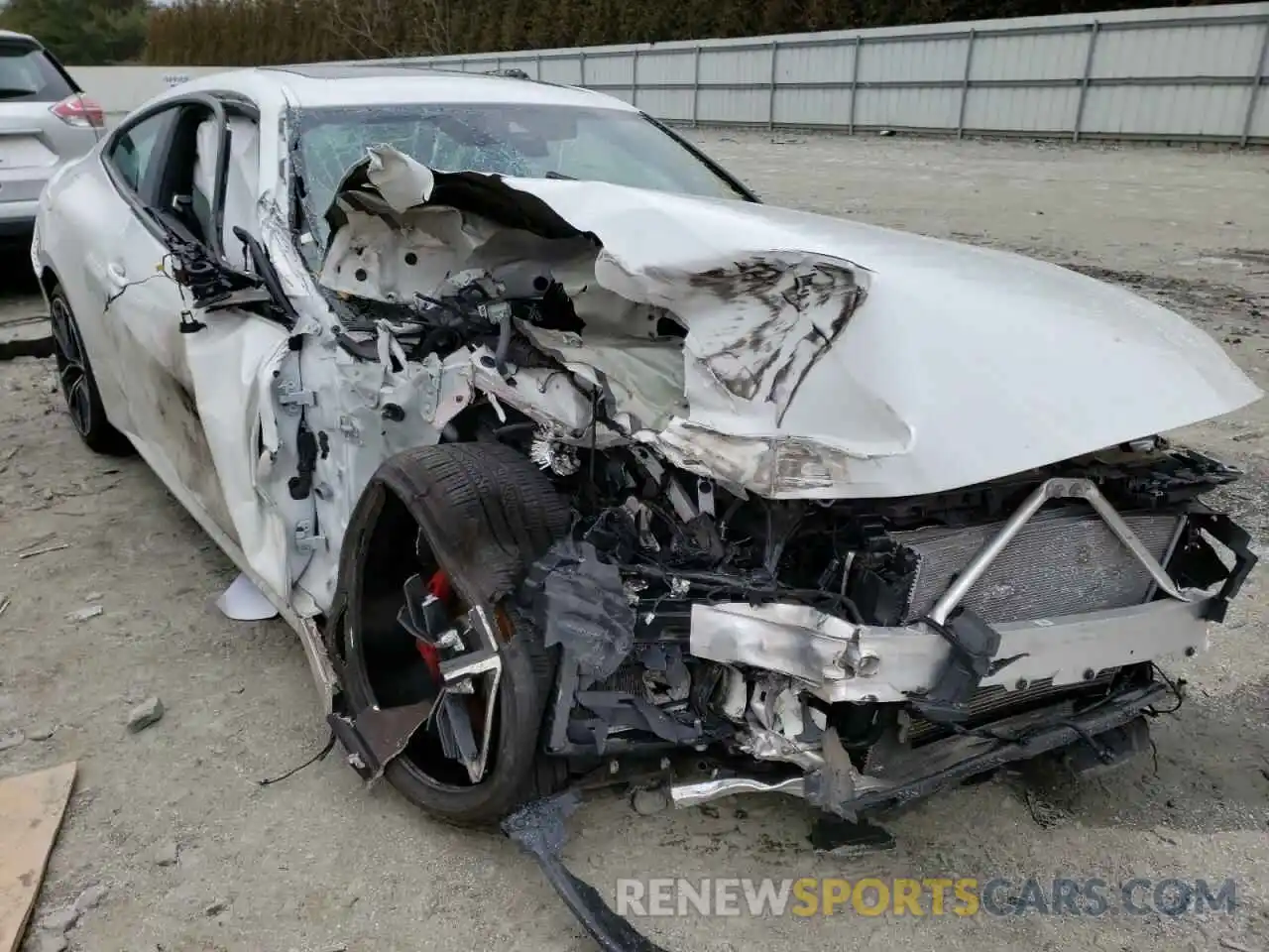 1 Photograph of a damaged car WBA13AR09MCF32663 BMW M4 2021