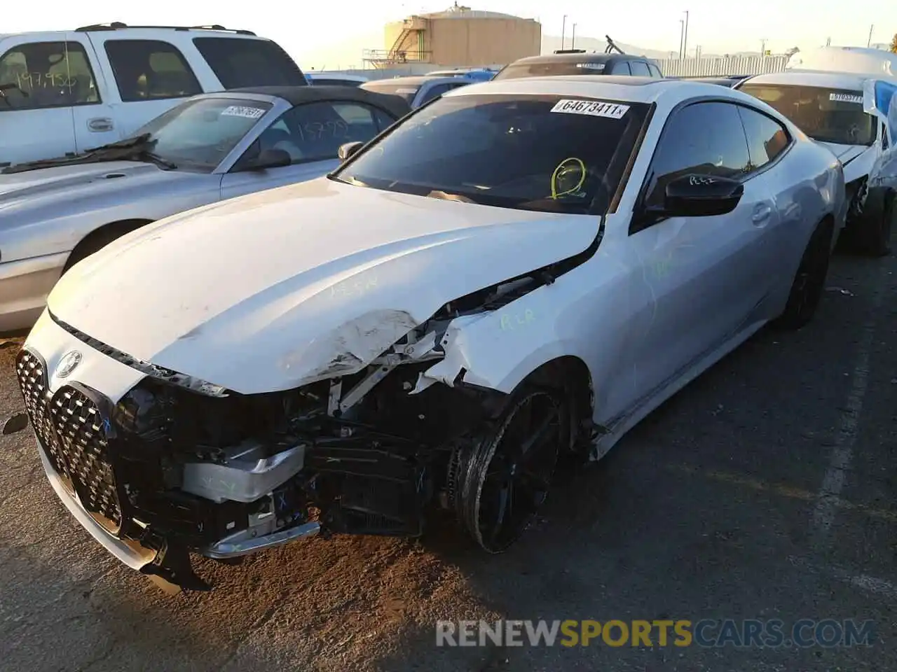 2 Photograph of a damaged car WBA13AR09MCF72290 BMW M4 2021