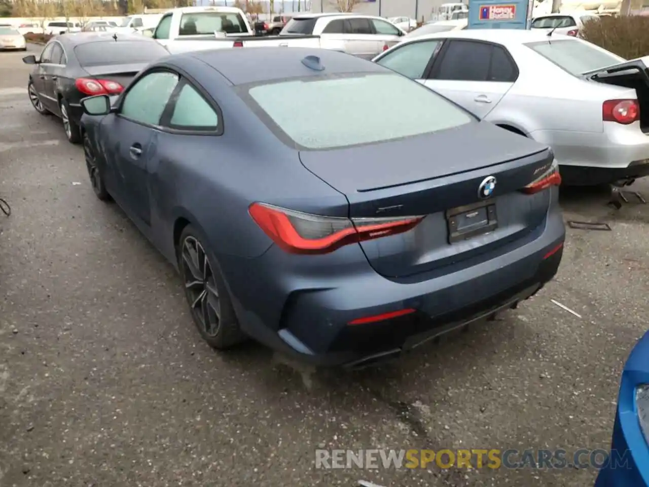 3 Photograph of a damaged car WBA13AR09MCF78350 BMW M4 2021