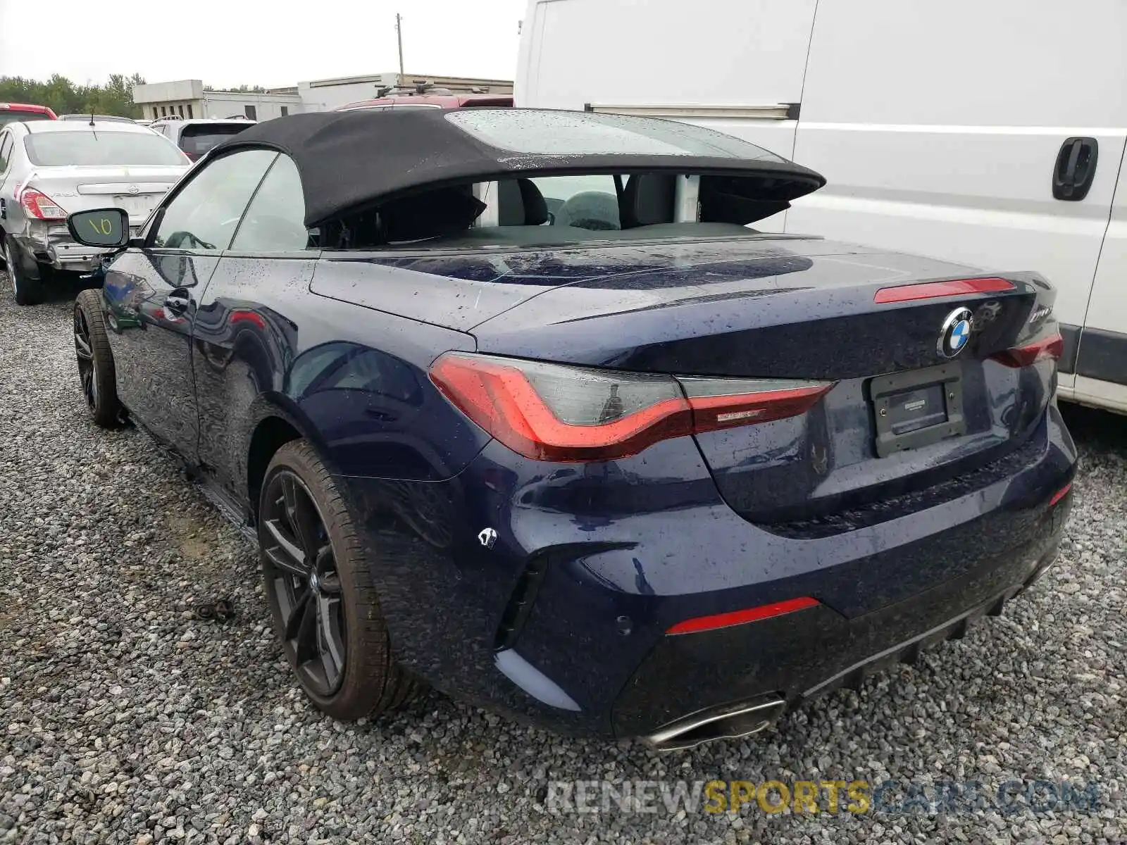 3 Photograph of a damaged car WBA53AT04MCG82996 BMW M4 2021