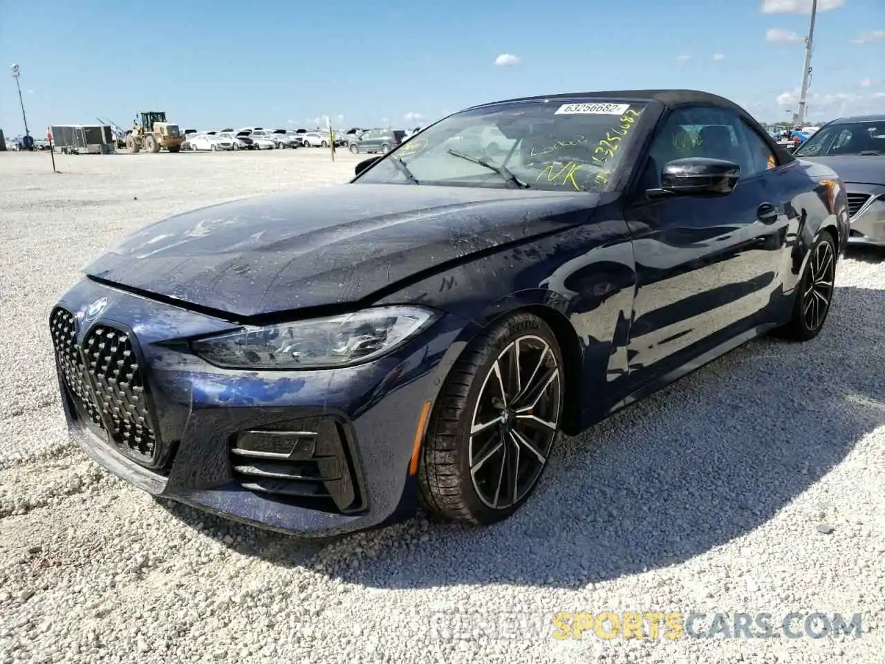 2 Photograph of a damaged car WBA53AT07MCH13772 BMW M4 2021