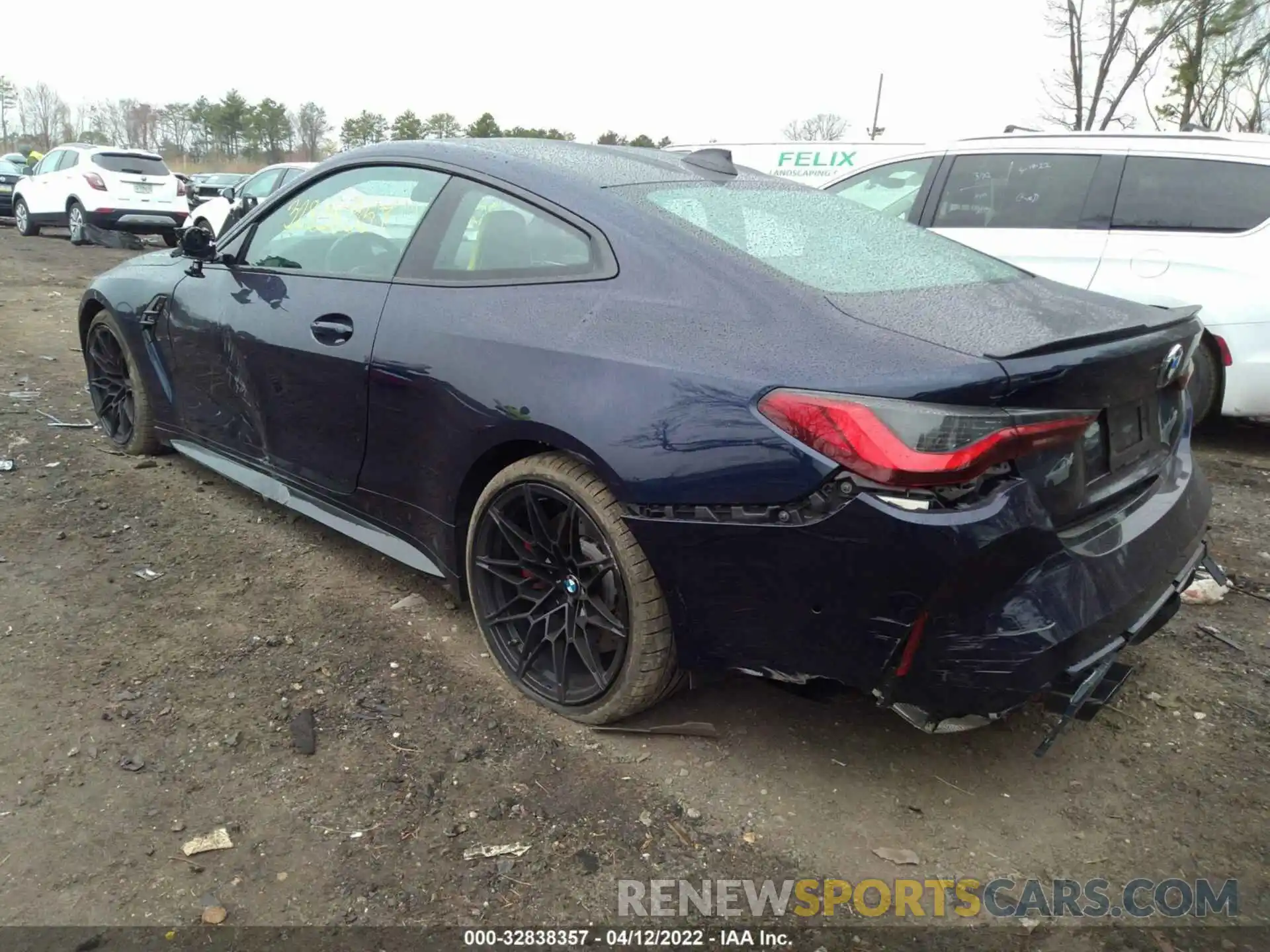 3 Photograph of a damaged car WBS33AZ02MCG54947 BMW M4 2021