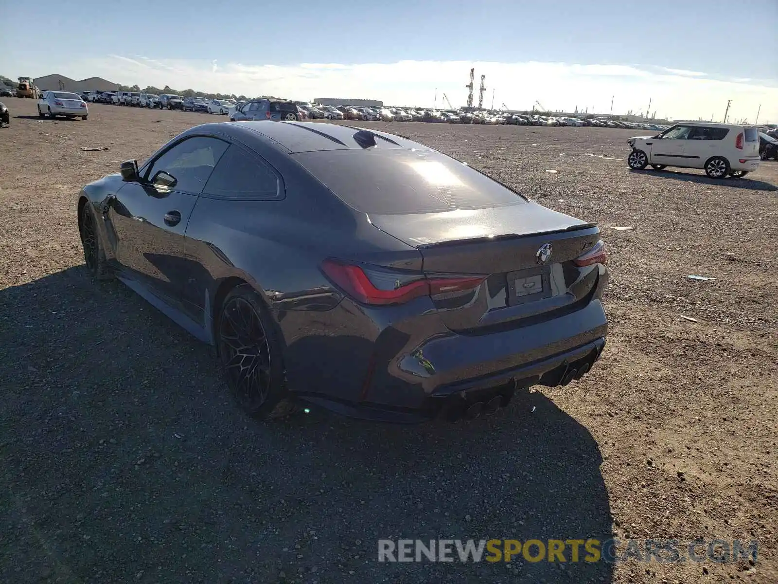 3 Photograph of a damaged car WBS33AZ02MCG89519 BMW M4 2021