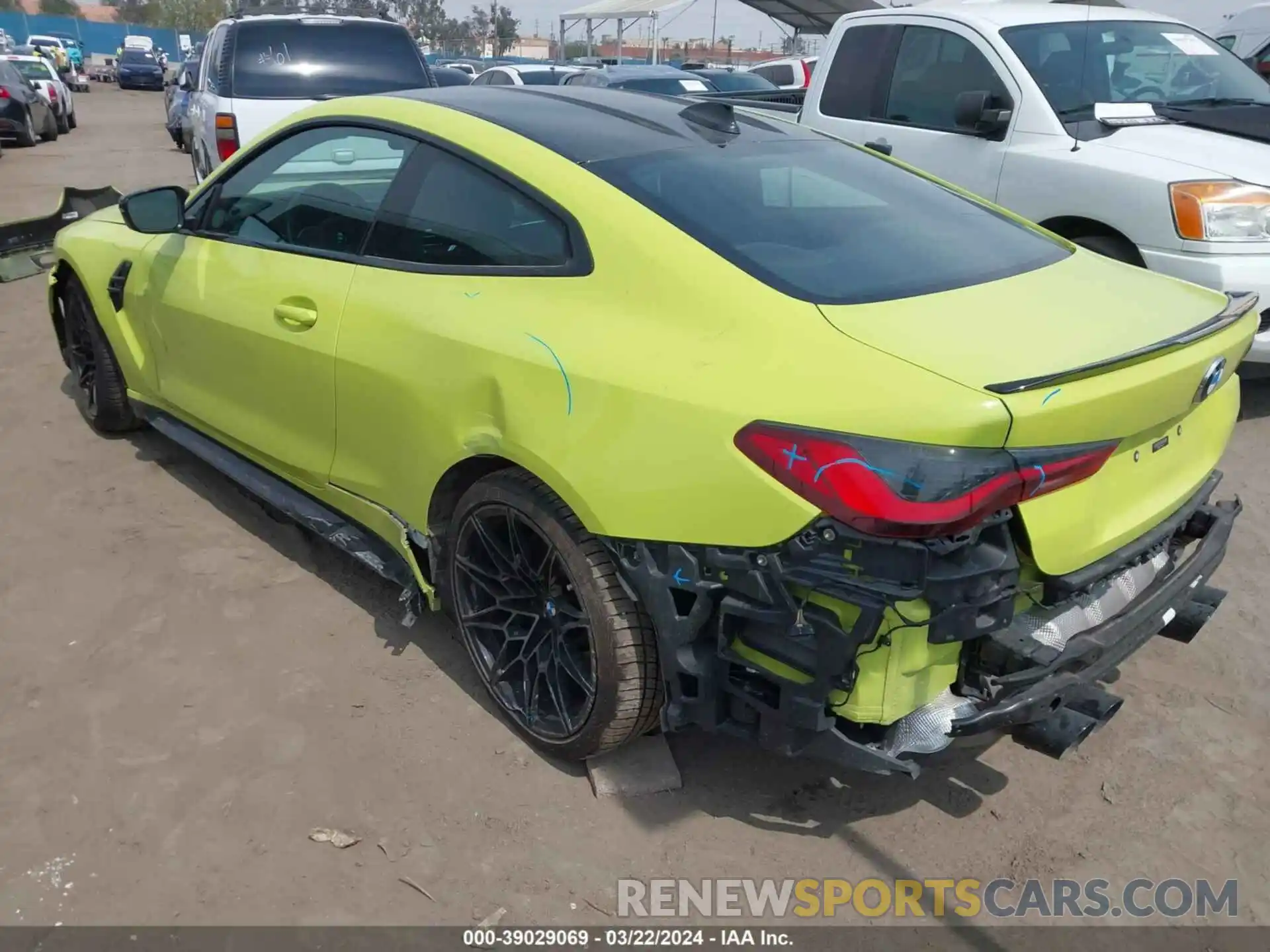 6 Photograph of a damaged car WBS33AZ05MCH54010 BMW M4 2021