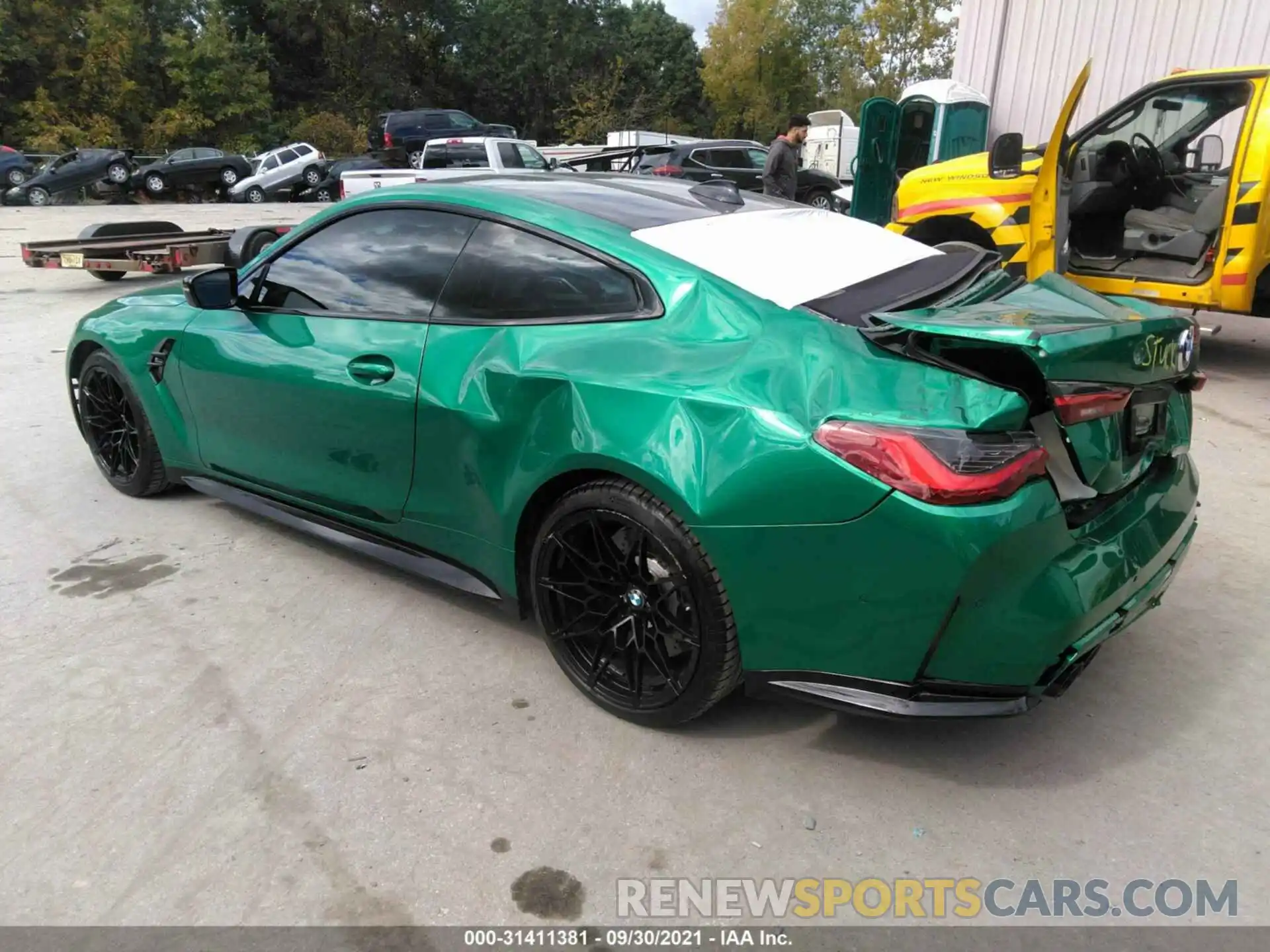 3 Photograph of a damaged car WBS33AZ07MCG44818 BMW M4 2021