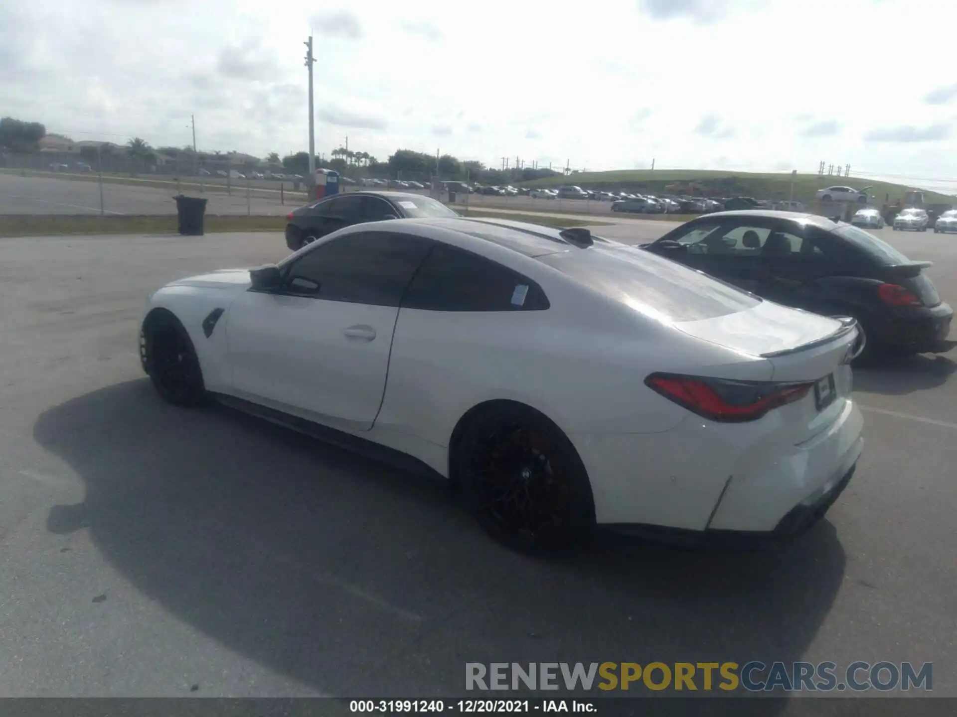 3 Photograph of a damaged car WBS53AZ06MCG60212 BMW M4 2021