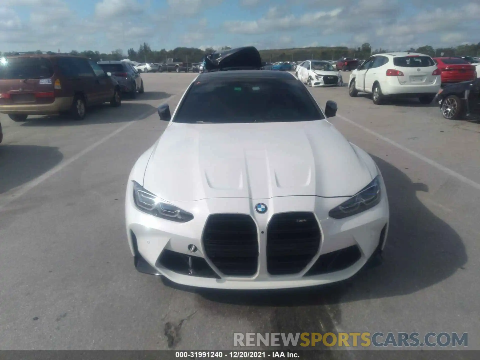 6 Photograph of a damaged car WBS53AZ06MCG60212 BMW M4 2021