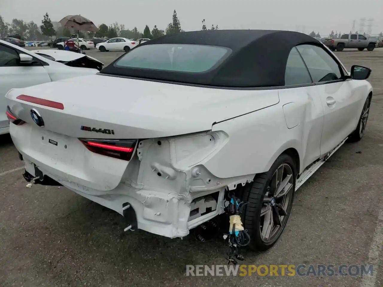 4 Photograph of a damaged car WBA53AT06NCL04726 BMW M4 2022