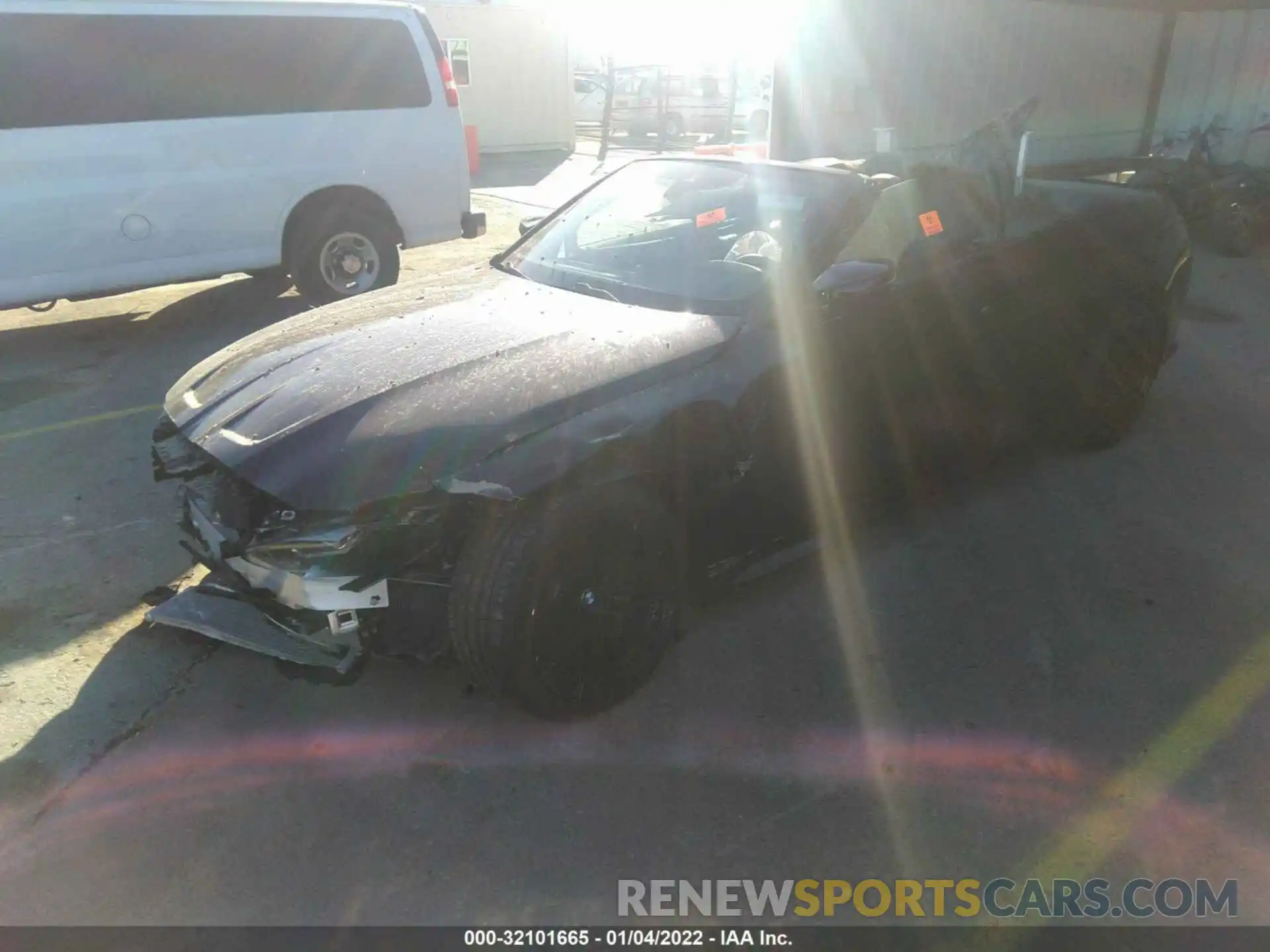 2 Photograph of a damaged car WBS33BA02NCH47325 BMW M4 2022