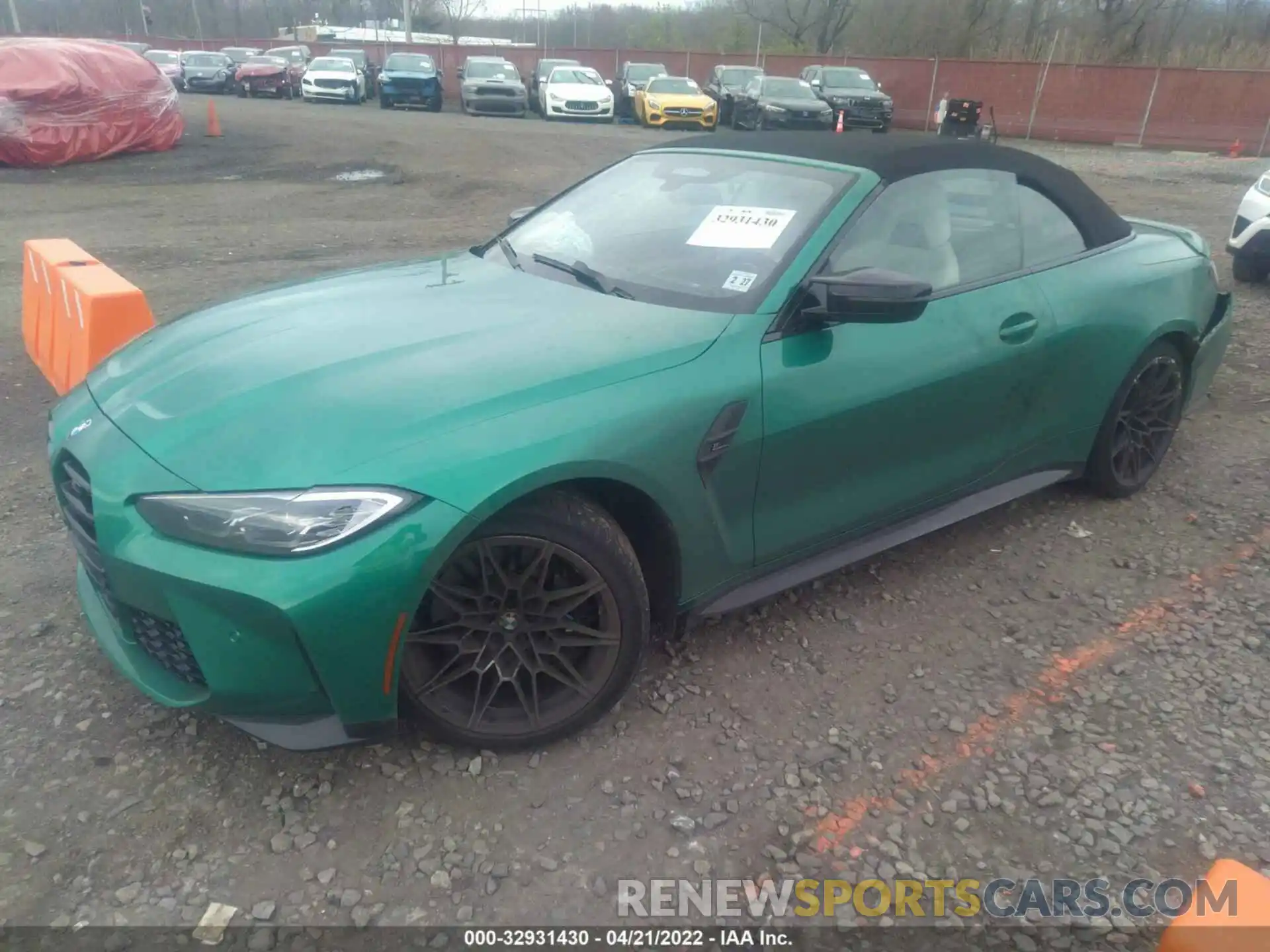 2 Photograph of a damaged car WBS33BA09NCJ78115 BMW M4 2022