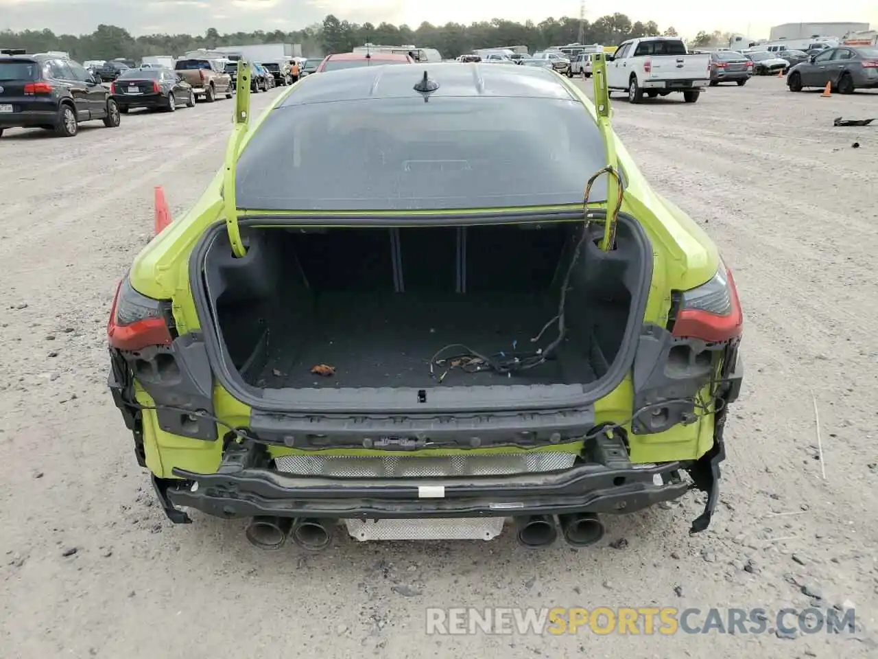 6 Photograph of a damaged car WBS43AZ09NCK11603 BMW M4 2022