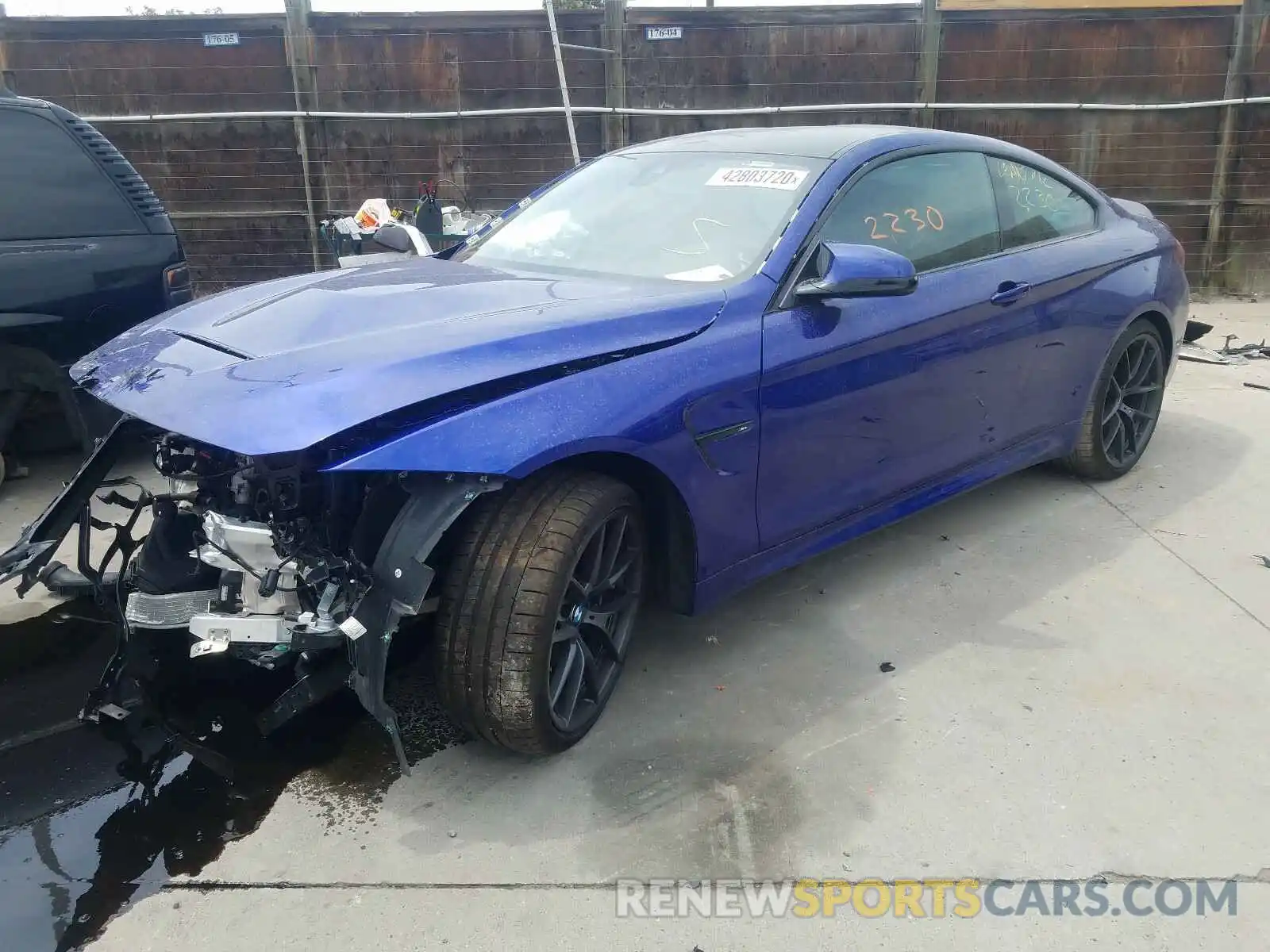 2 Photograph of a damaged car WBS3S7C07LAH85056 BMW M4 CS 2020