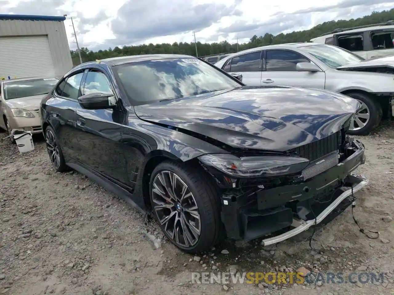 1 Photograph of a damaged car WBA13AW0XNFM18026 BMW M440XI GRA 2022