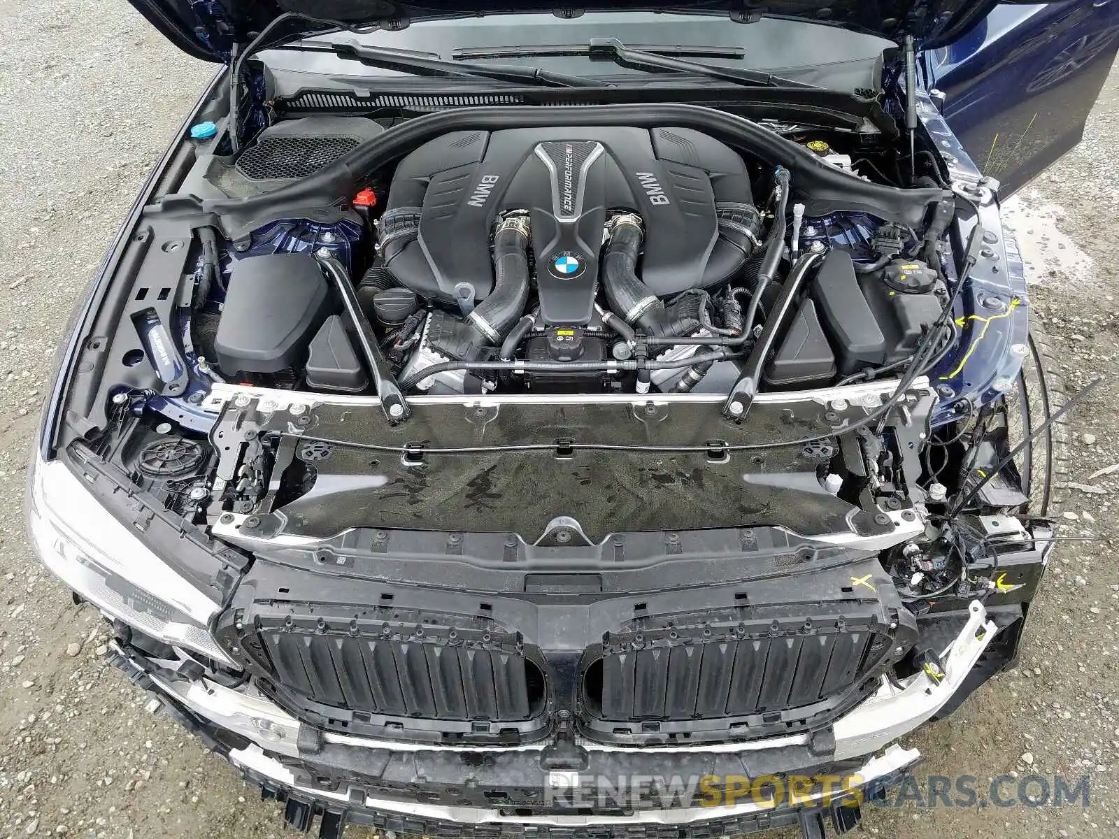 7 Photograph of a damaged car WBAJB9C50KB465182 BMW M5 2019