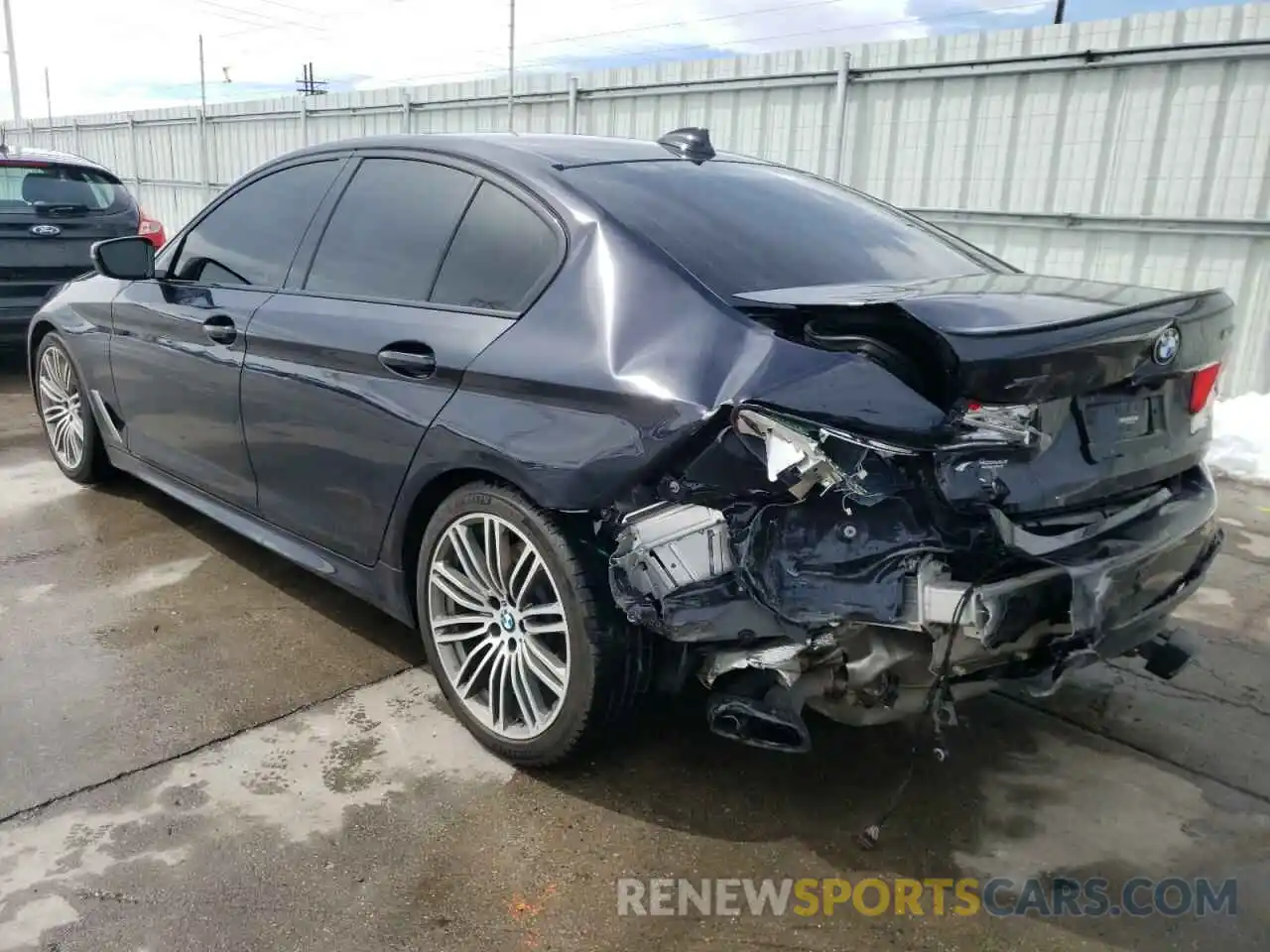 2 Фотография поврежденного автомобиля WBAJB9C51KB464039 BMW M5 2019
