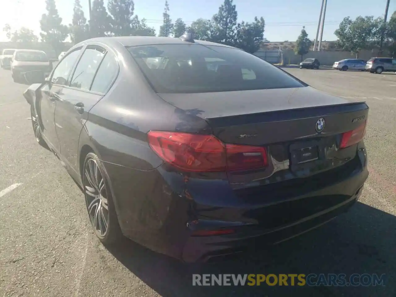 3 Photograph of a damaged car WBAJB9C51KB464980 BMW M5 2019