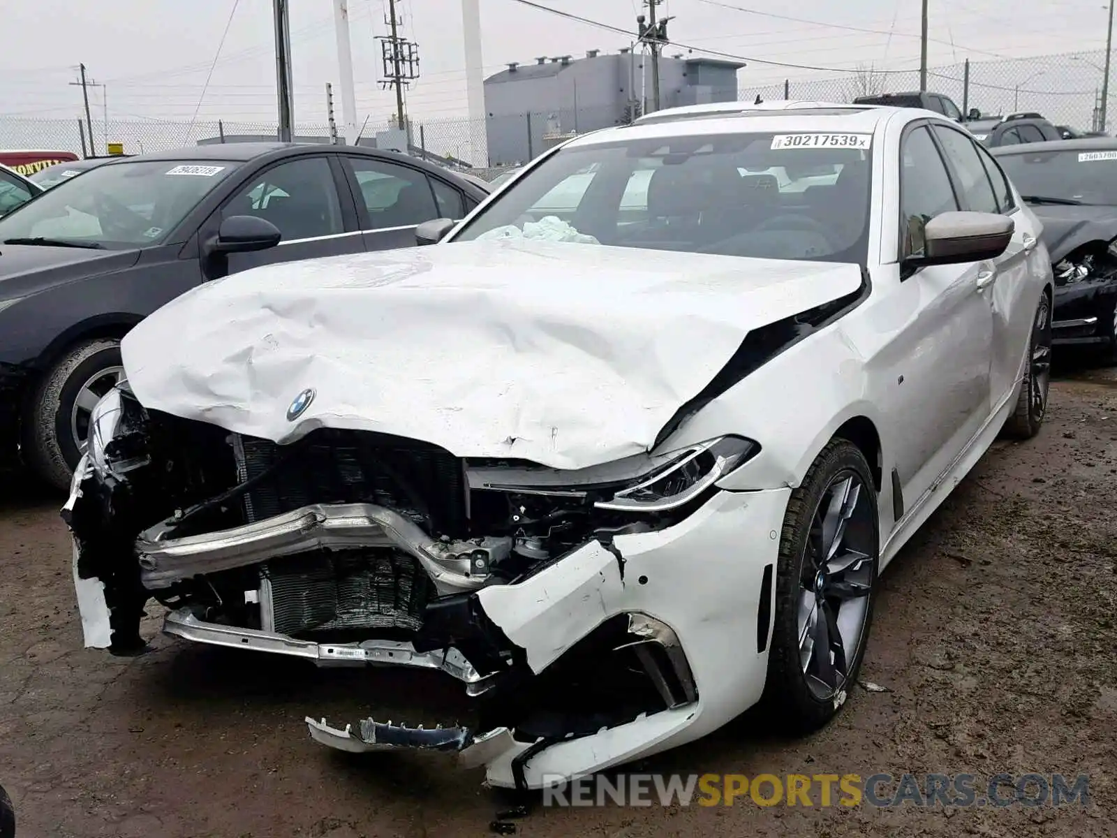 2 Фотография поврежденного автомобиля WBAJB9C52KB288411 BMW M5 2019