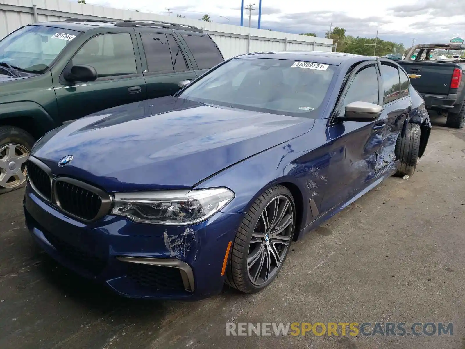 2 Photograph of a damaged car WBAJB9C53KB287803 BMW M5 2019