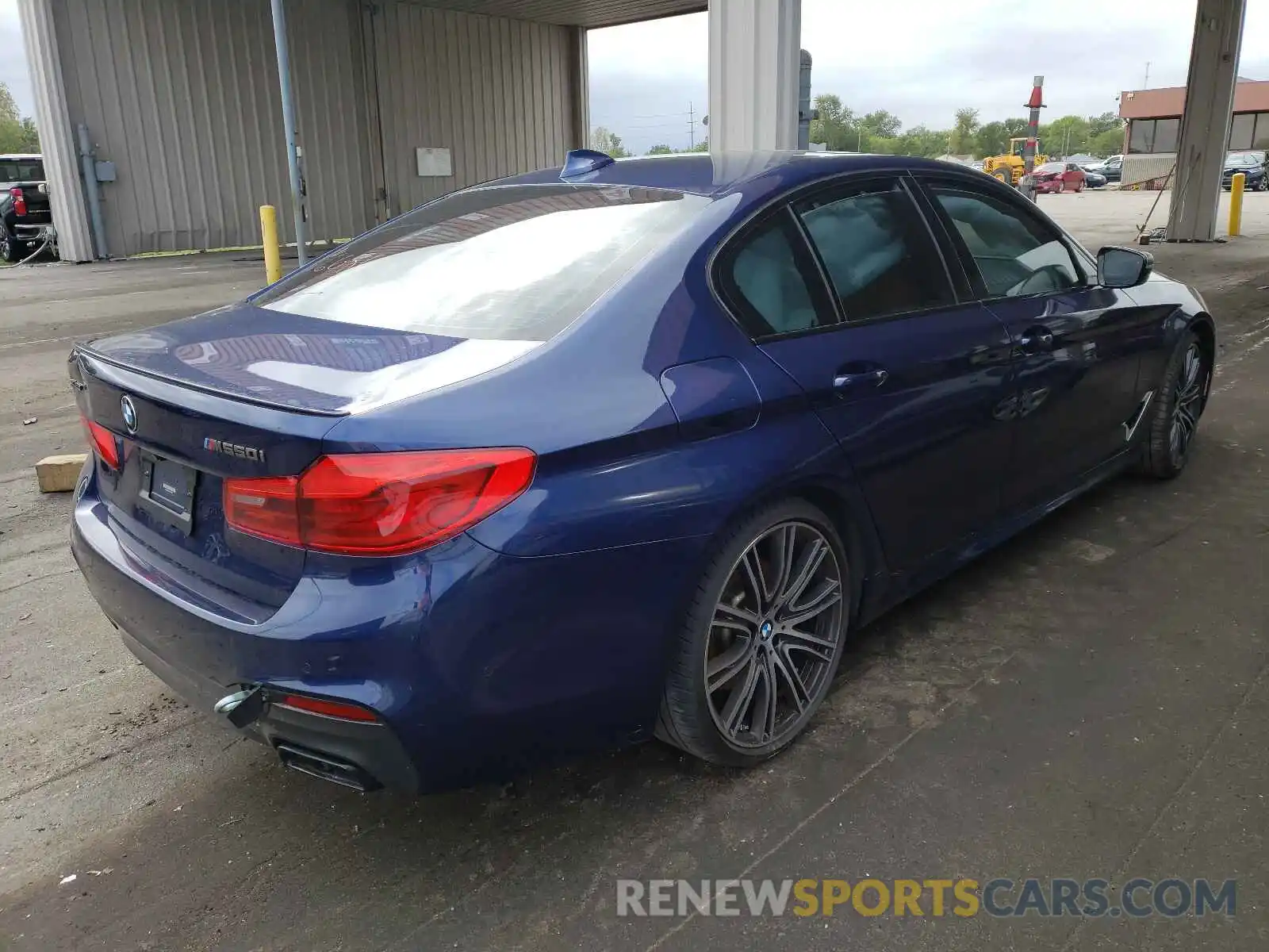 4 Photograph of a damaged car WBAJB9C53KB287803 BMW M5 2019