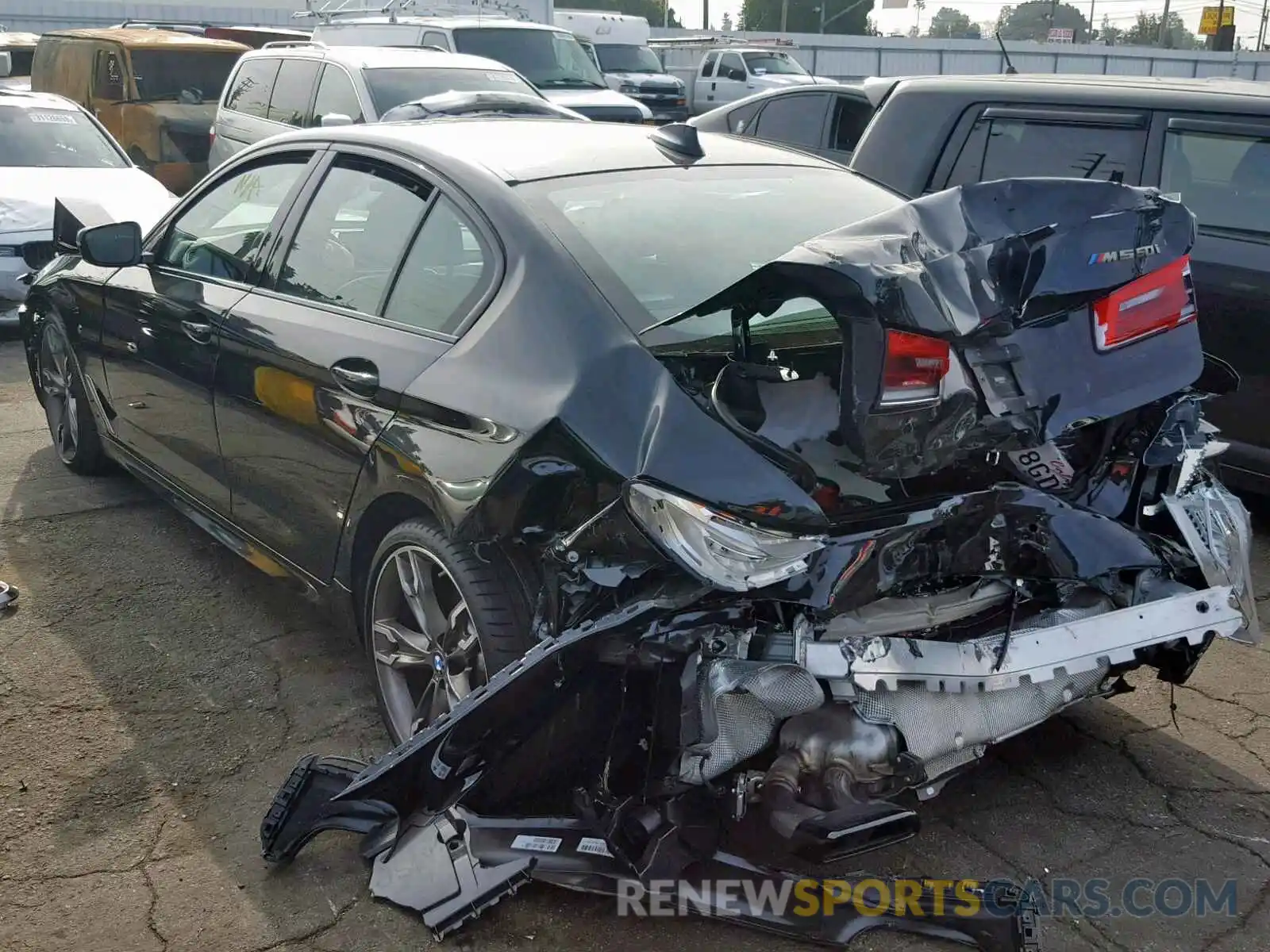 3 Photograph of a damaged car WBAJB9C55KB288032 BMW M5 2019