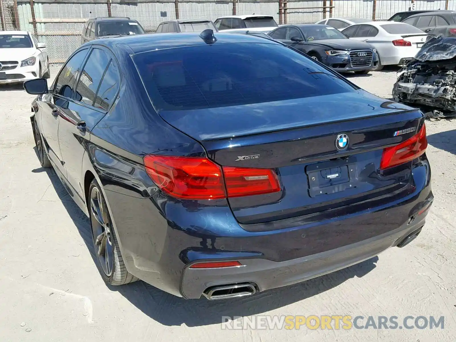 3 Photograph of a damaged car WBAJB9C55KB289374 BMW M5 2019