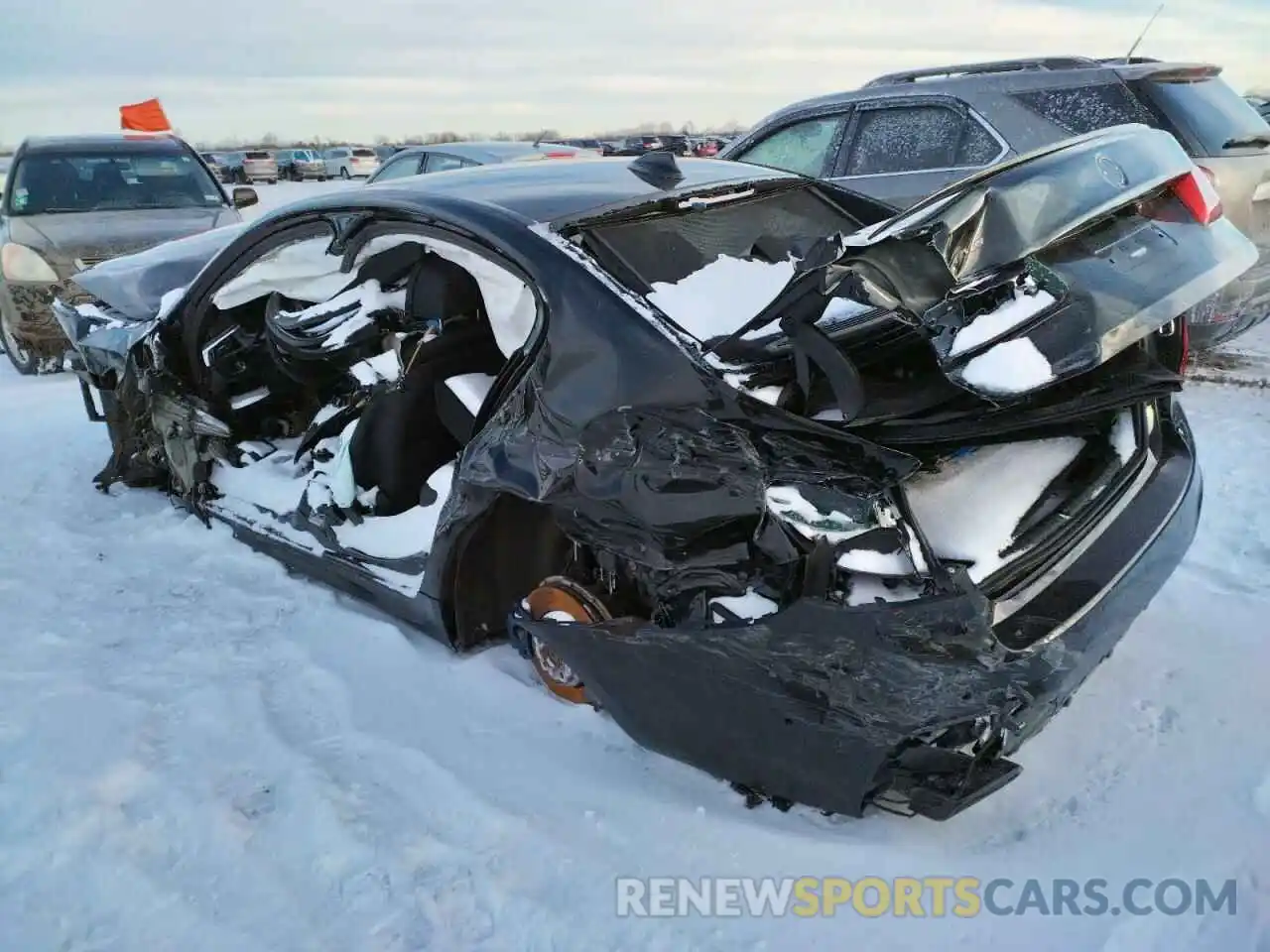 3 Photograph of a damaged car WBAJB9C57KB287982 BMW M5 2019