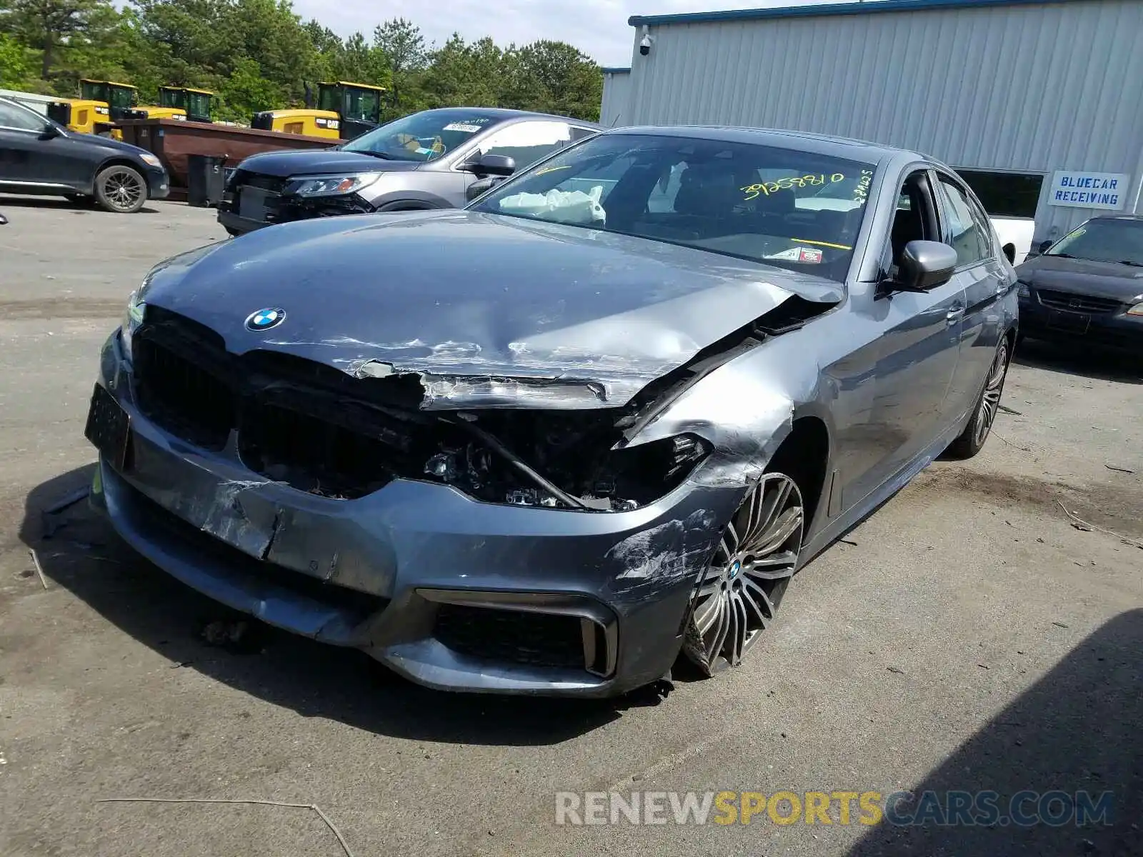 2 Фотография поврежденного автомобиля WBAJB9C57KB289425 BMW M5 2019
