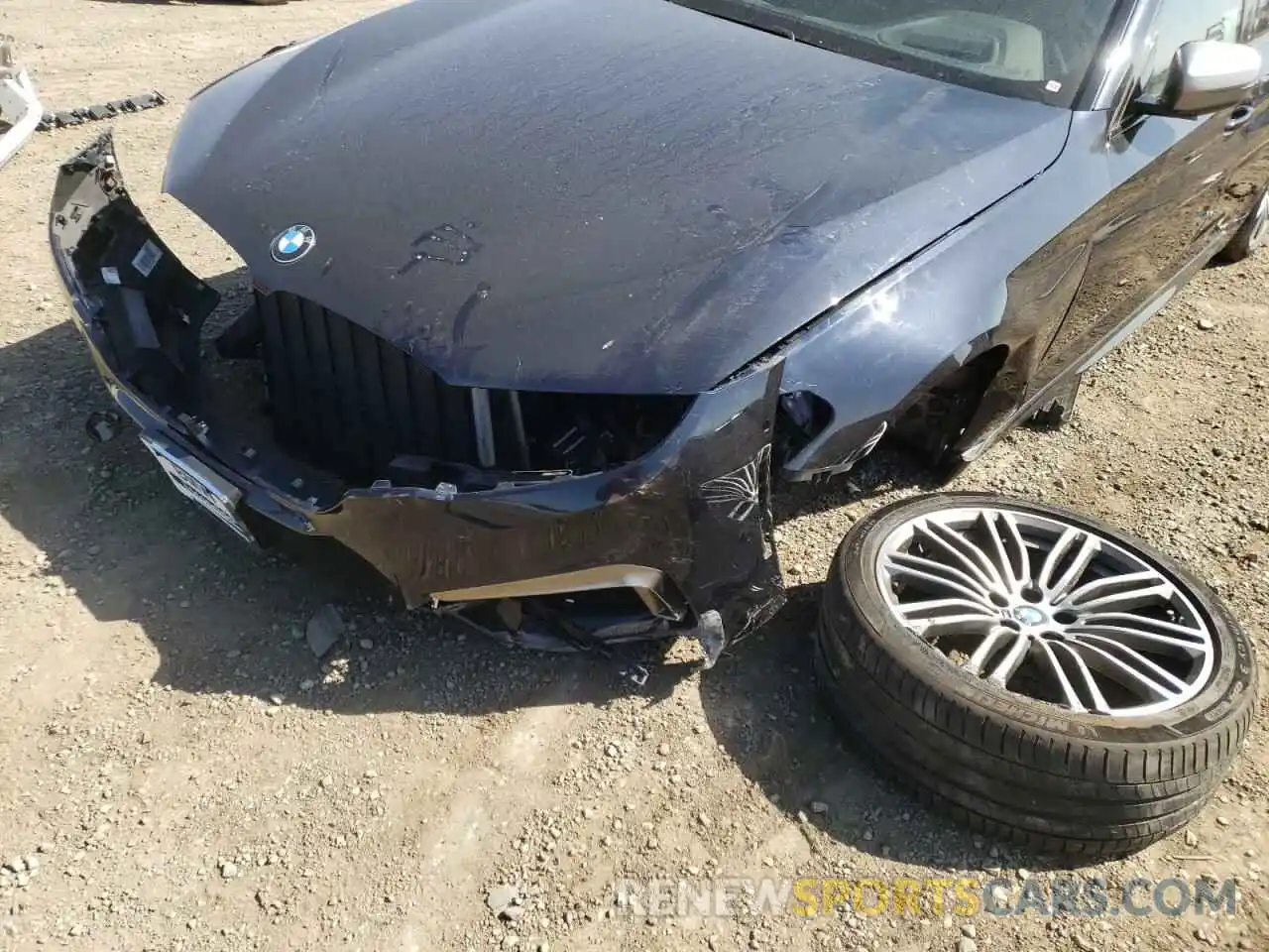 9 Photograph of a damaged car WBAJB9C58KB288560 BMW M5 2019