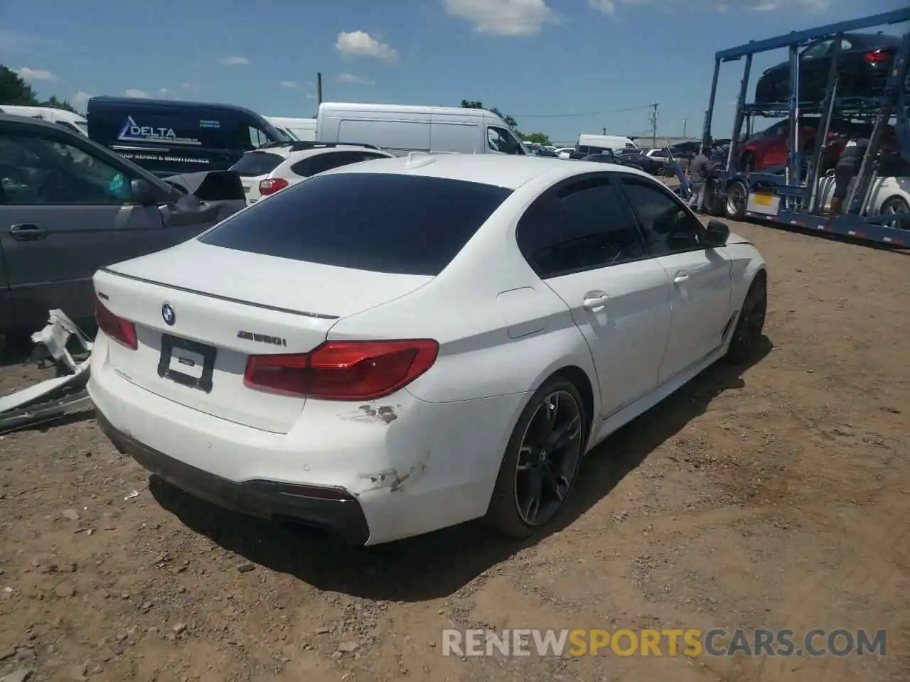 4 Photograph of a damaged car WBAJB9C58KB288879 BMW M5 2019