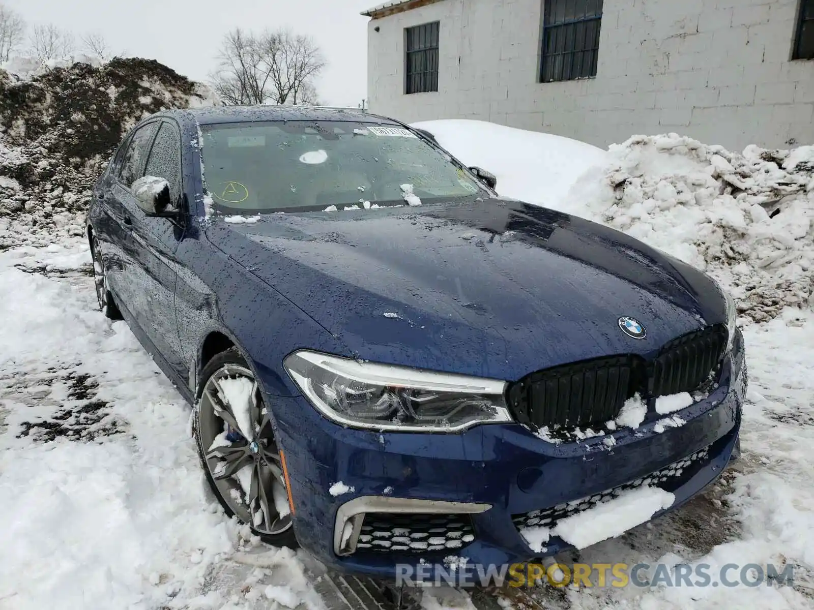 9 Photograph of a damaged car WBAJB9C58KB464118 BMW M5 2019