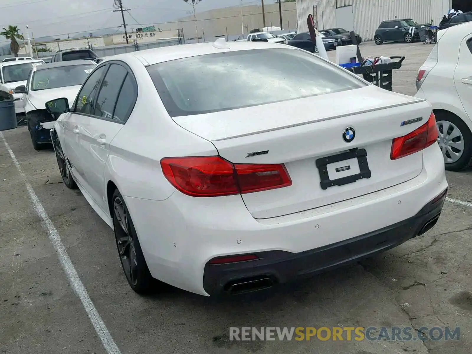 3 Photograph of a damaged car WBAJB9C58KB464183 BMW M5 2019