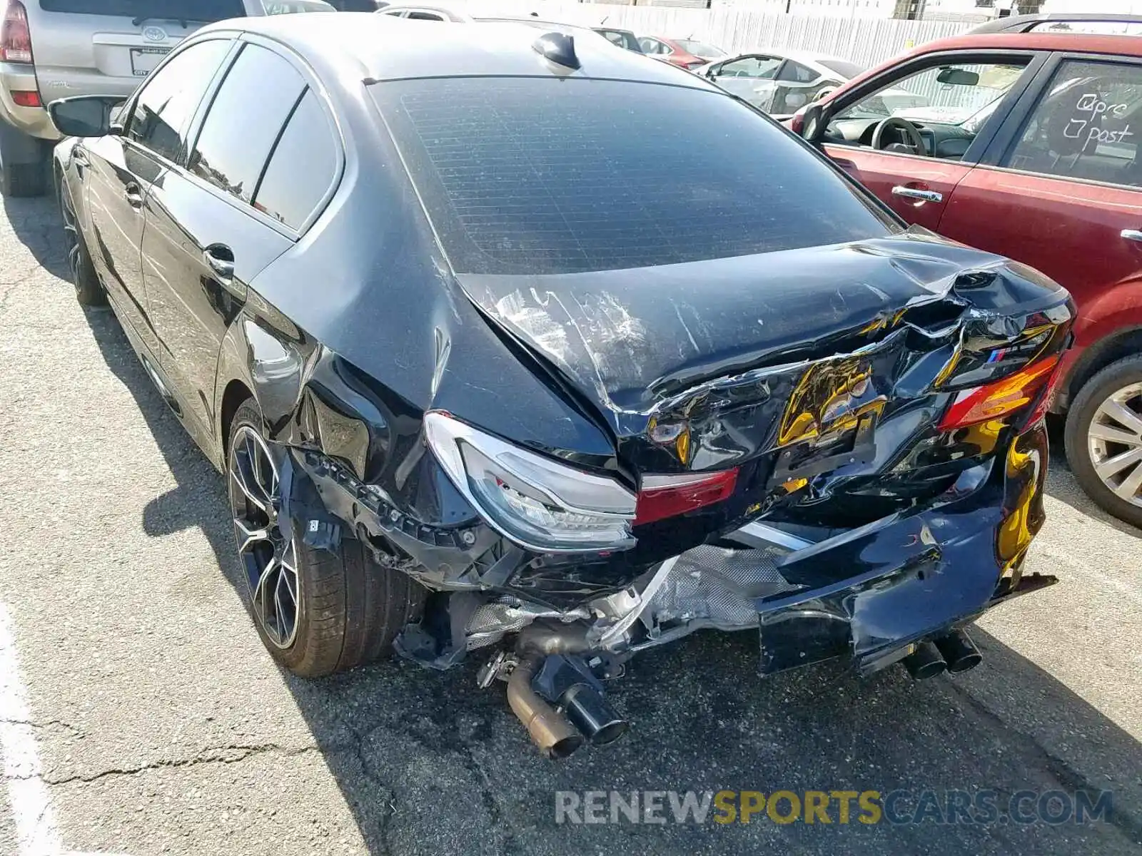 3 Фотография поврежденного автомобиля WBSJF0C50KB284725 BMW M5 2019