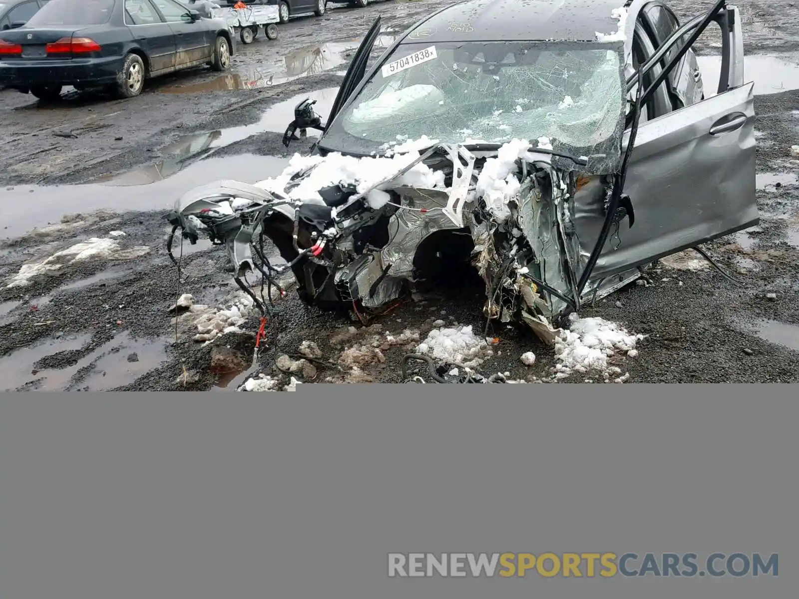 7 Photograph of a damaged car WBSJF0C50KB285101 BMW M5 2019
