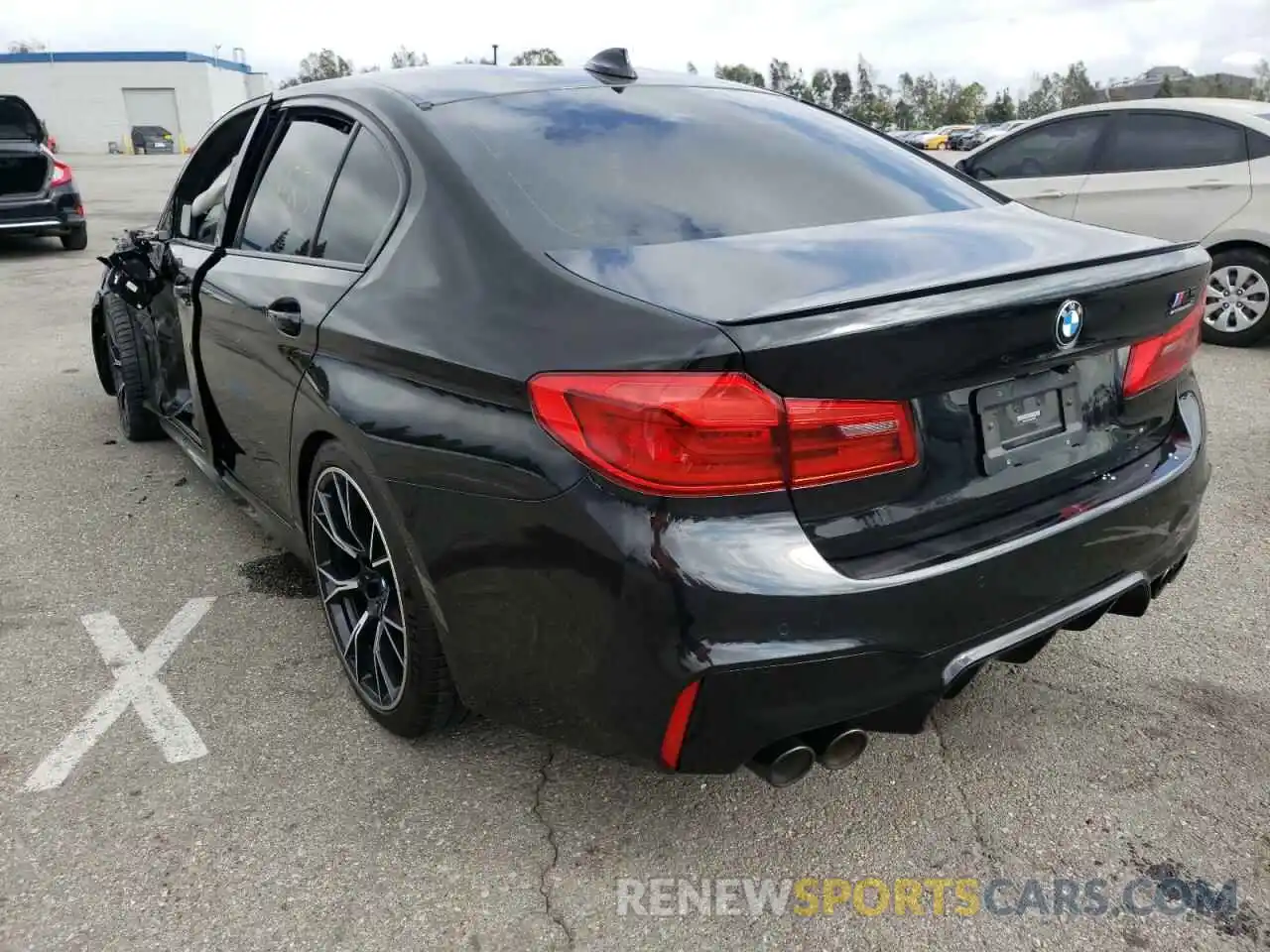 3 Photograph of a damaged car WBSJF0C50KB446756 BMW M5 2019