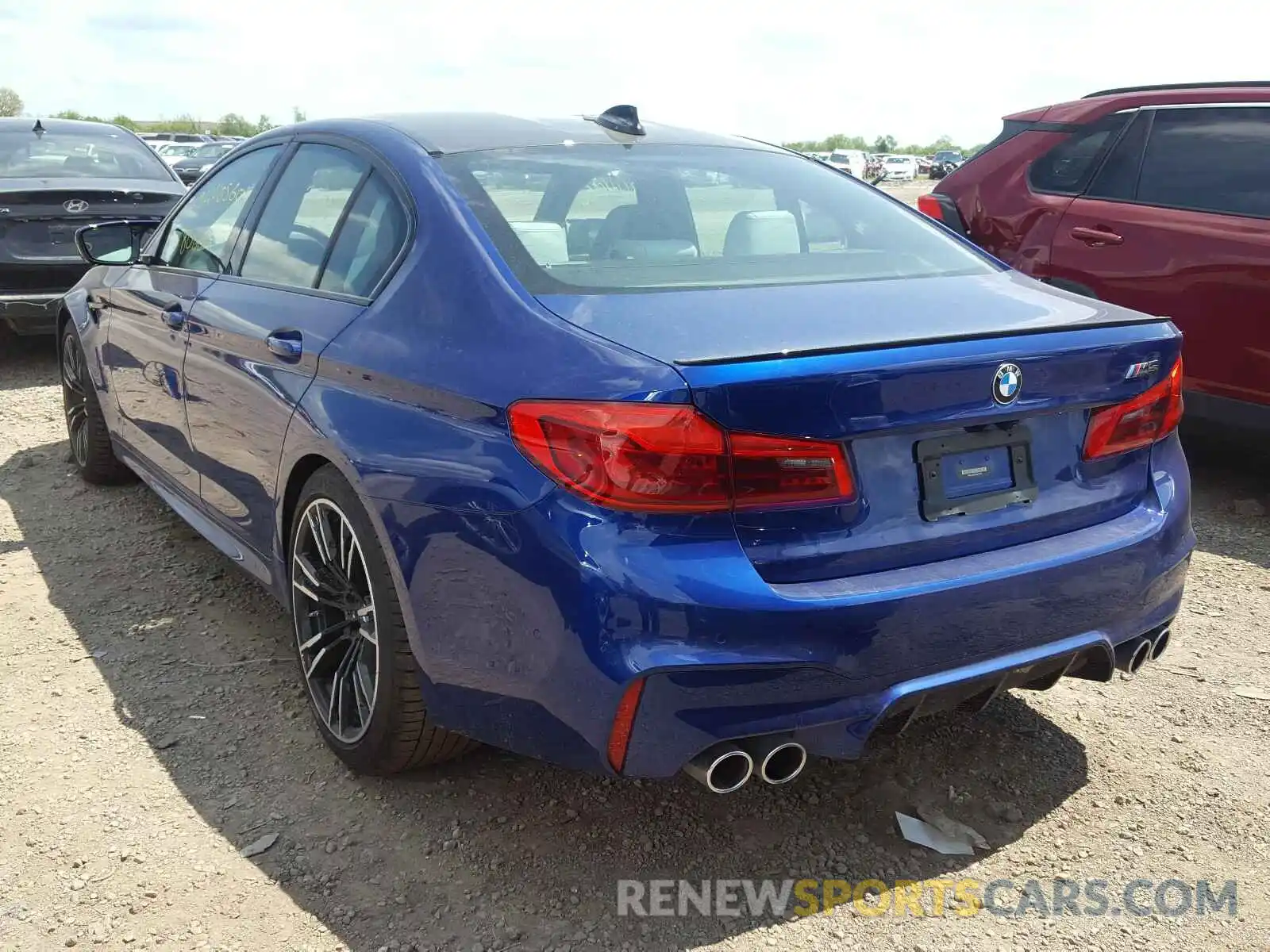 3 Photograph of a damaged car WBSJF0C50KB447647 BMW M5 2019