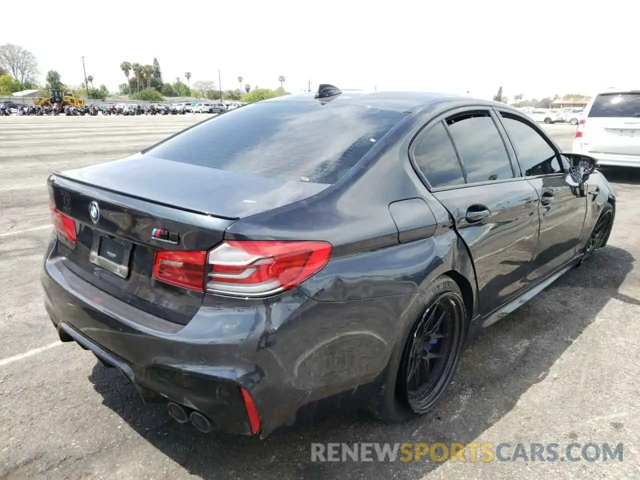 4 Photograph of a damaged car WBSJF0C52KB285522 BMW M5 2019