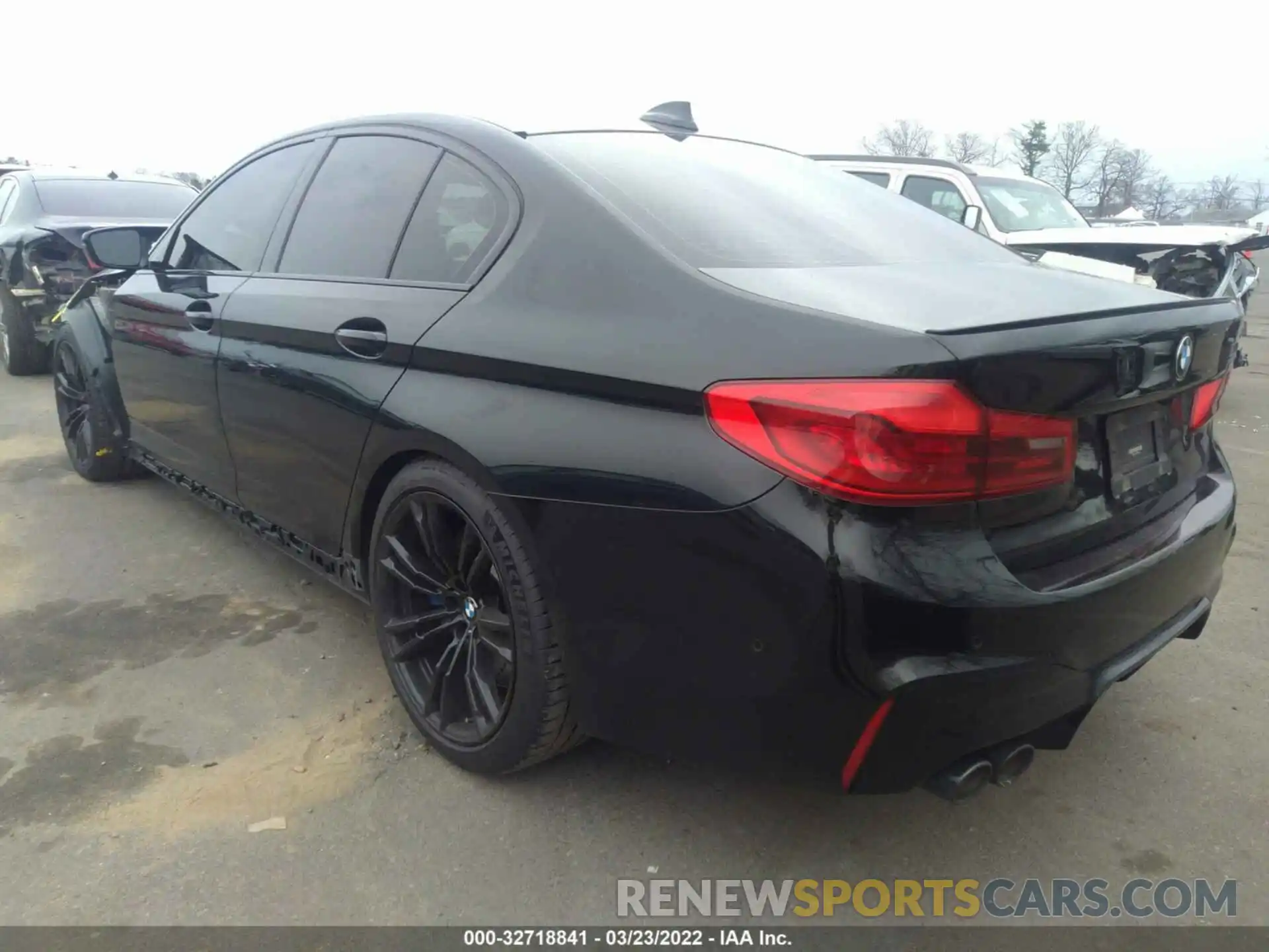 3 Photograph of a damaged car WBSJF0C52KB446726 BMW M5 2019